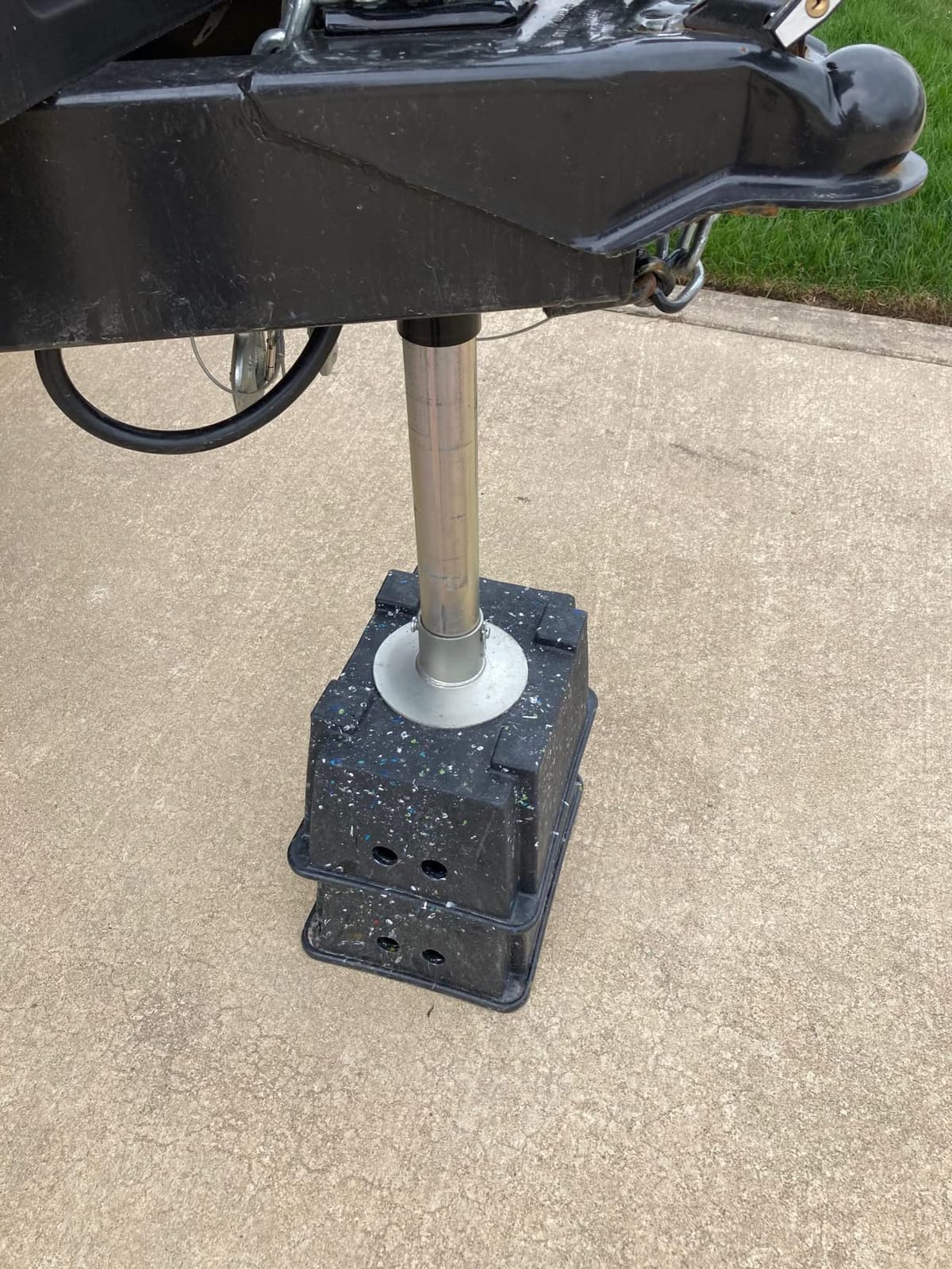 OX BLOX Heavy Duty Trailer Jack Block - 10,000 lb Capacity - Made in USA customer photo 1