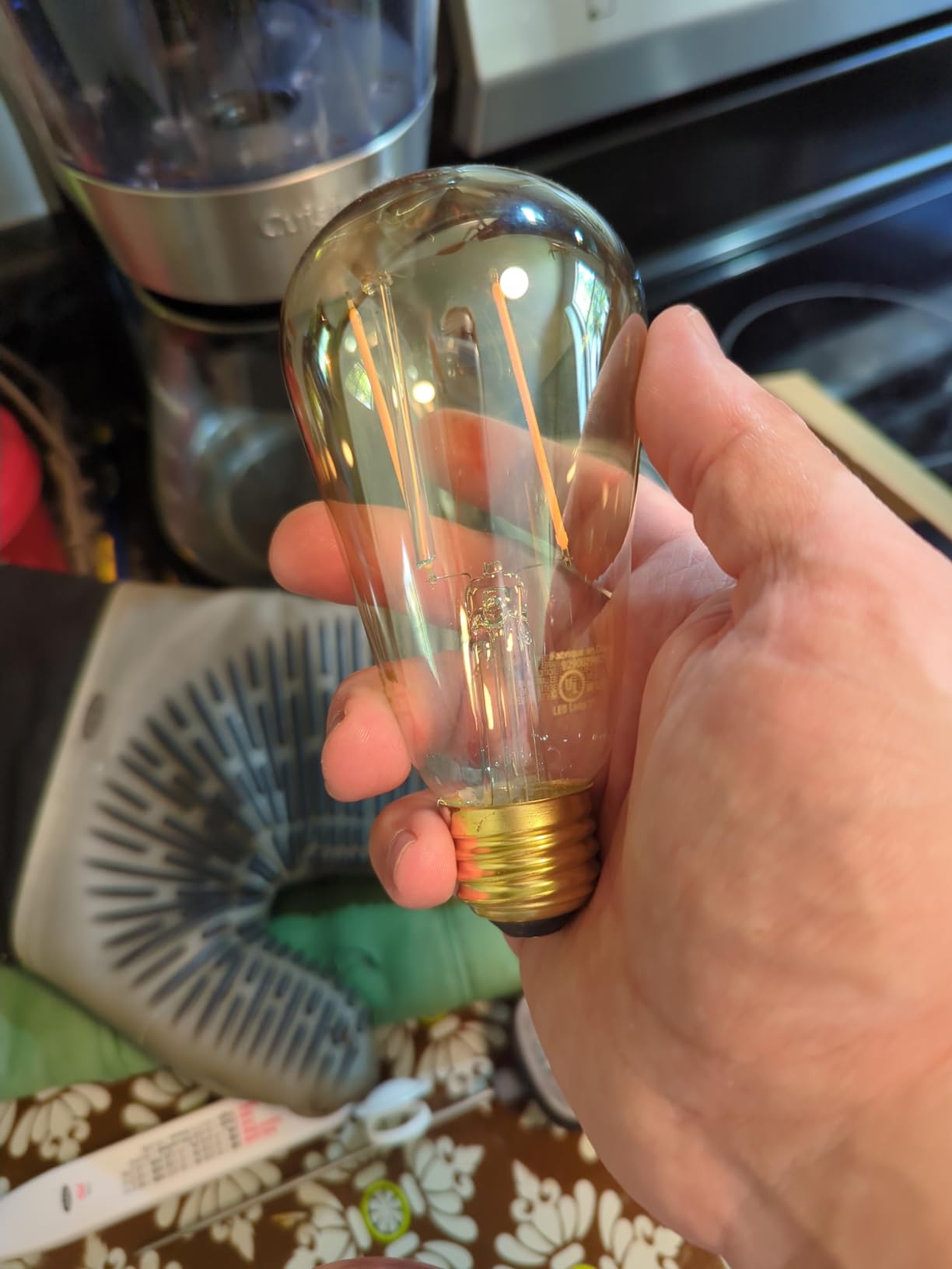PHILIPS LED 40W ST19 2-Pack Vintage Edison Amber (2000K) 300 Lumen (4.4W = 40W) Dimmable Frosted Flicker-Free Light Bulbs customer photo 1