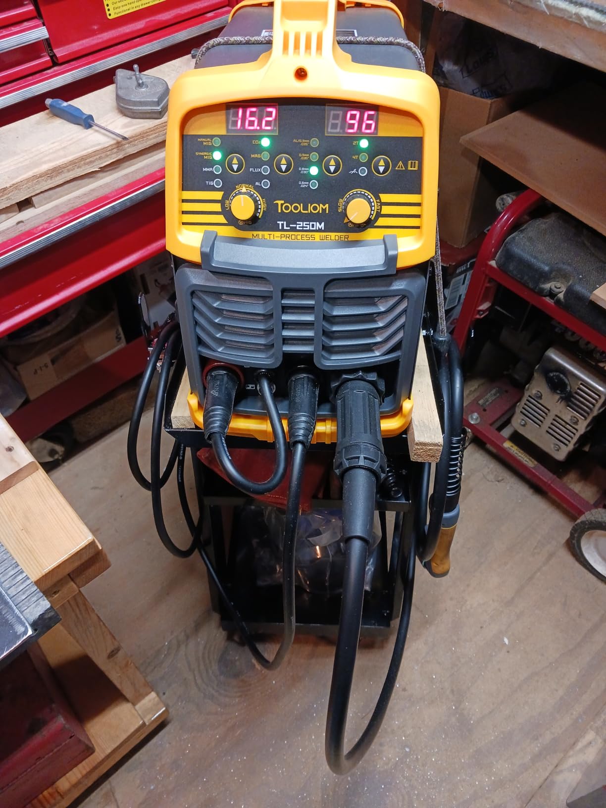TOOLIOM Aluminum MIG Welder with Pulse 250A 110V/220V Dual Voltage 6 in 1 Multifunctional Welding Machine Pulsed MIG/Gas MIG/Flux Core/Spool Gun MIG/Lift TIG/Stick customer photo 1