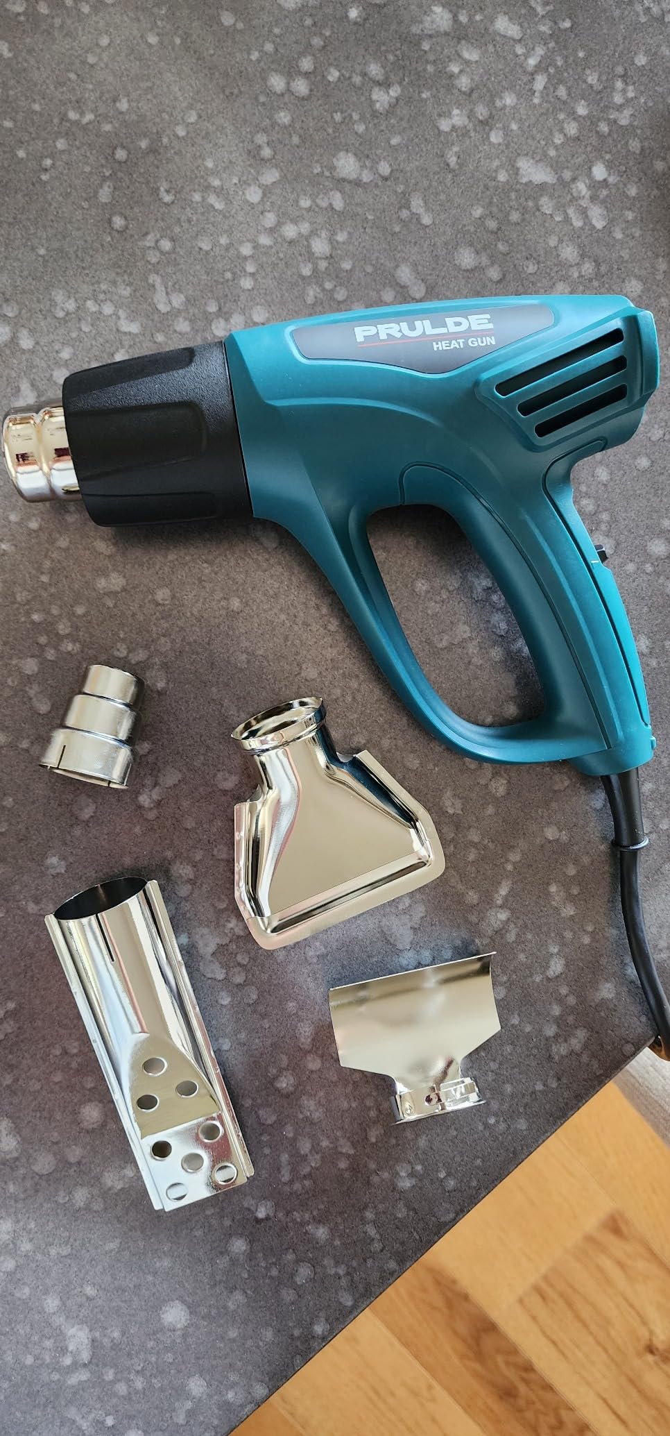 PRULDE Heat Gun, 1500W Dual Temperature Settings 572°F~1112°F Fast Heating Hot Air Gun with 6.5Ft Power Cord/4 Nozzles/Overload Protection for Crafts, Shrink Wrapping/Tubing, Paint Removing(N2190) customer photo 2