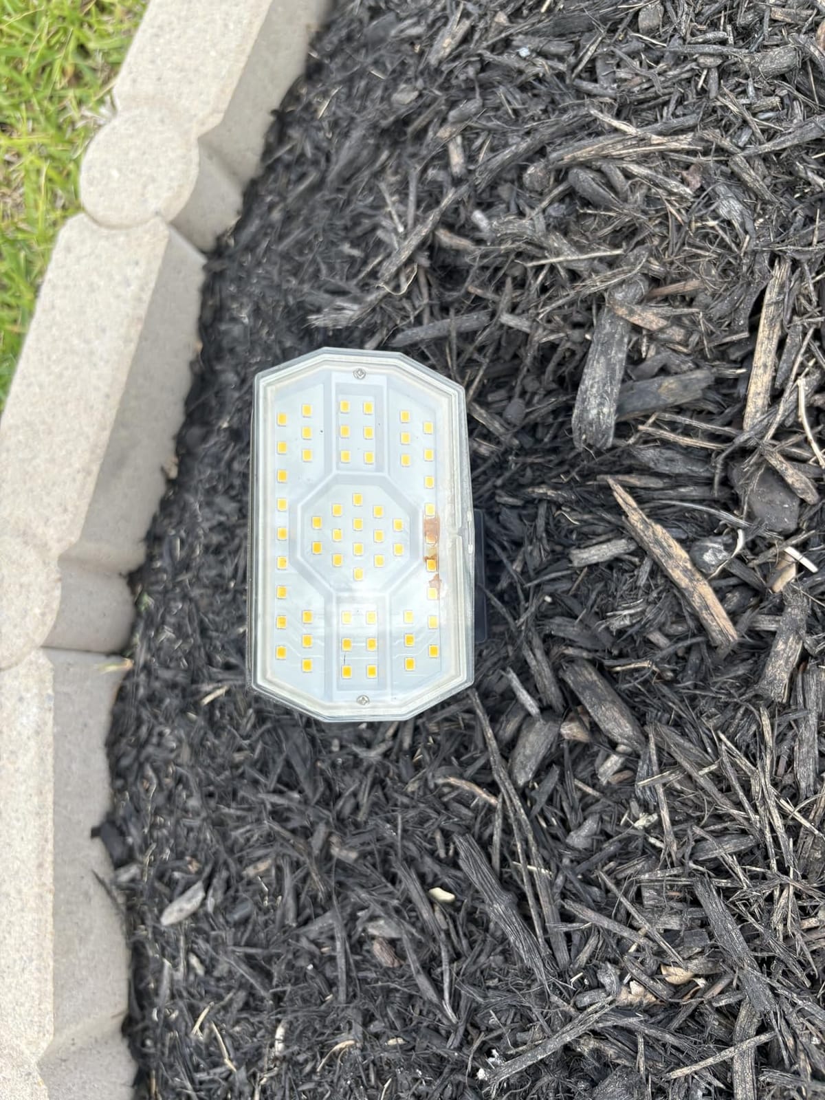 NYMPHY Solar Lights Outdoor Waterproof - 4 Pack (Cool White) customer photo 2