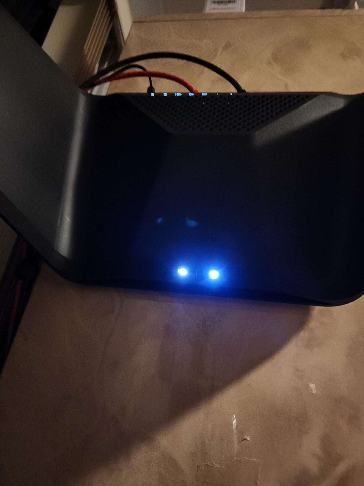 NETGEAR Nighthawk RAXE300 customer photo 1