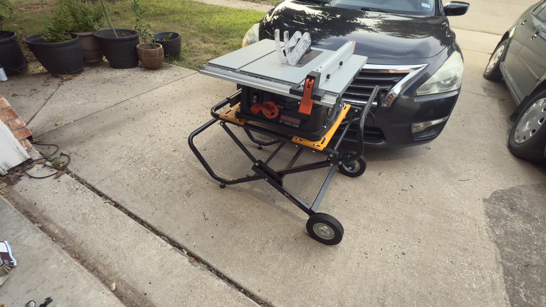 WORKESS Portable Table Saw Stand, 330 Lbs Load Capacity Rolling Foldable Table Saw Table with 8 Inch Wheels, Heavy Duty Construction for Easy Storage, Universal for Most Brands of Table Saws customer photo 2