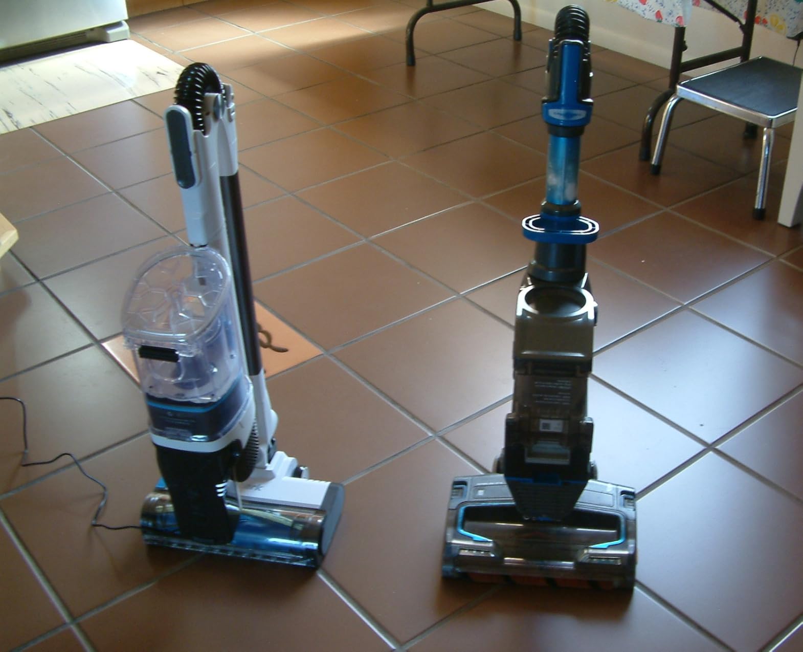Shark Stratos Cordless Vacuum, Clean Sense IQ & Odor Neutralize, IZ862H customer photo 2