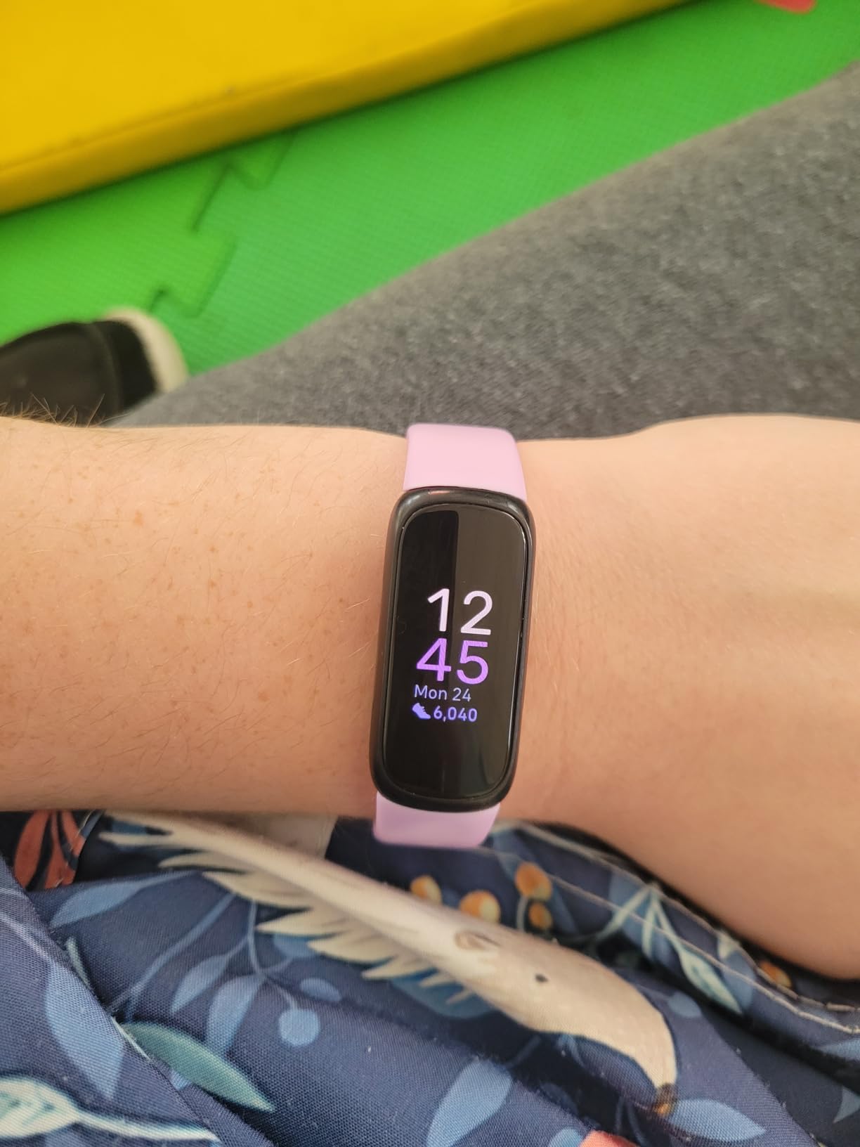 Fitbit Inspire 3 Fitness Tracker – Advanced Health Insights with Stress Management, Workout Intensity & Sleep Tracking, 24/7 Heart Rate, Includes Small and Large Classic Bands (Lilac Bliss/Black) customer photo 1