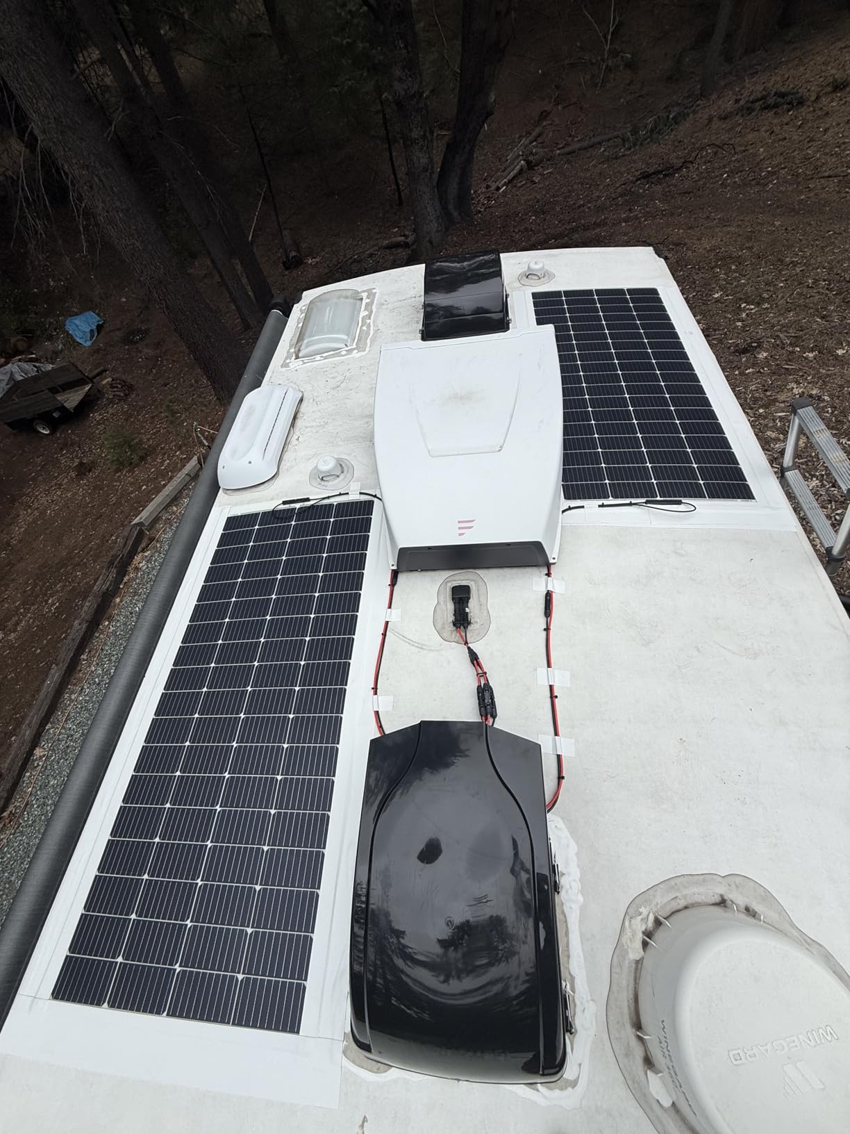 Renogy Flexible Solar Panel 200 Watt, 240° Ultra Flex Bendable customer photo 2