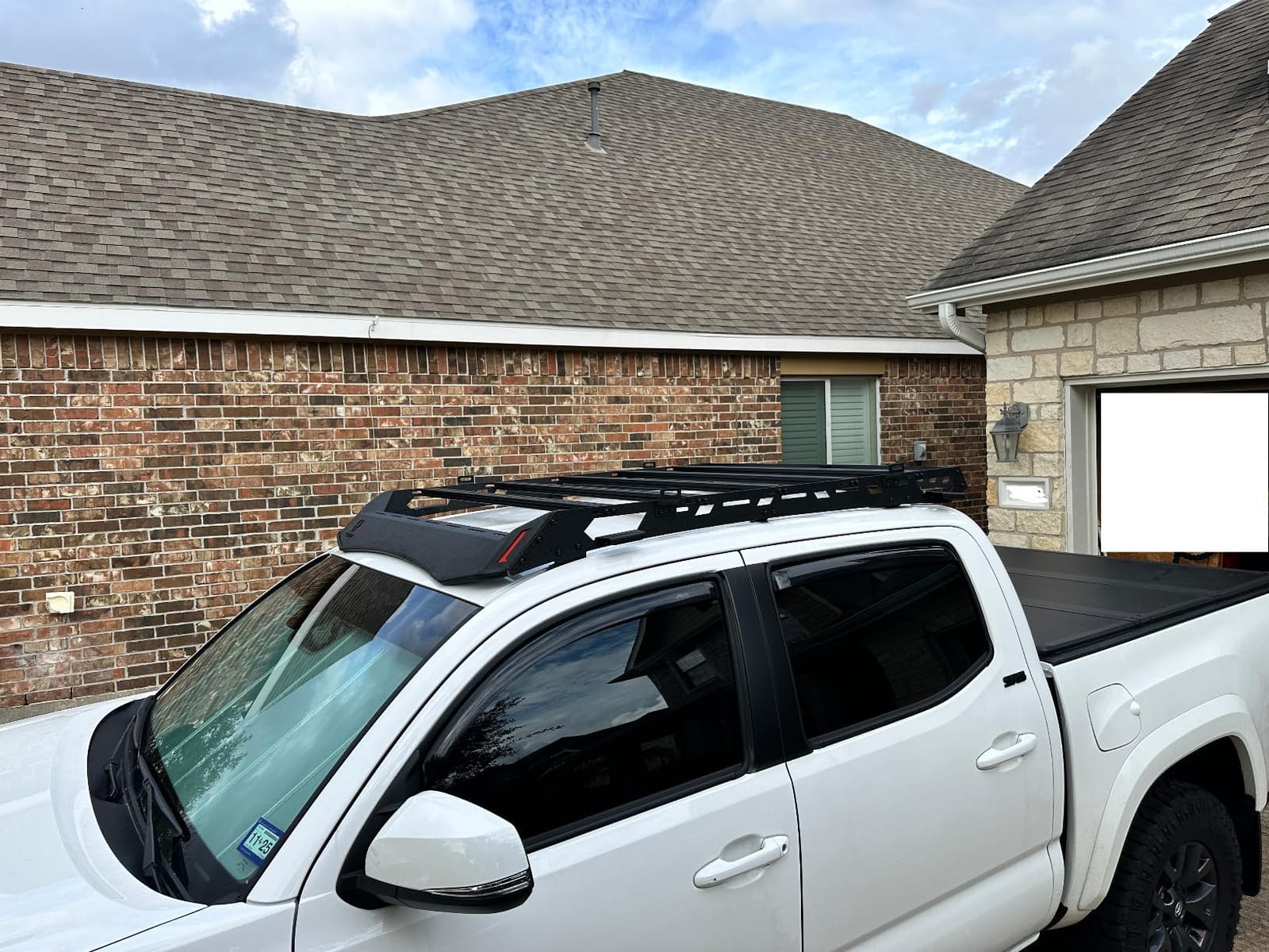 Tyger Auto Roof Rack Compatible with 2005-2023 Toyota Tacoma Double Cab | Upper Storage for Outdoors Gear | Paintable Accent Color Inserts | TG-RR1T33028 customer photo 2