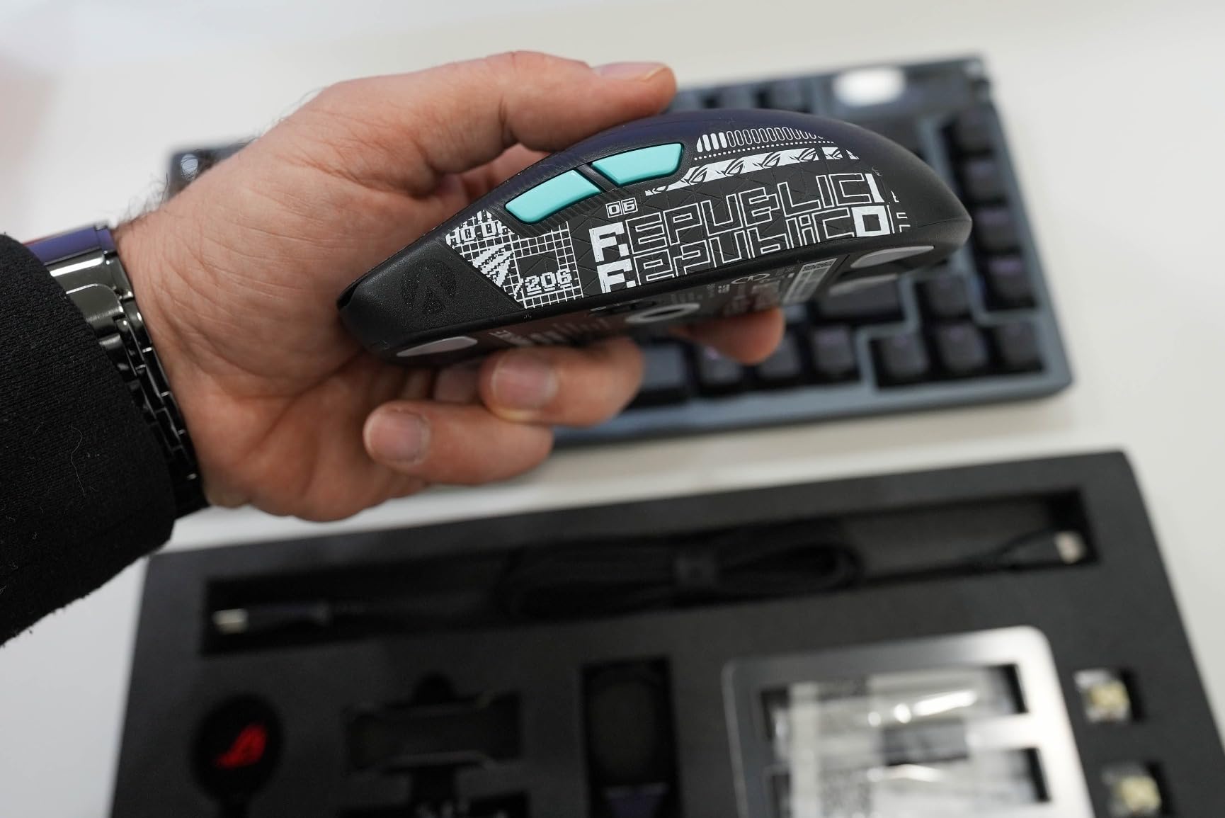 ASUS ROG Harpe Ace Aim Lab customer photo 1
