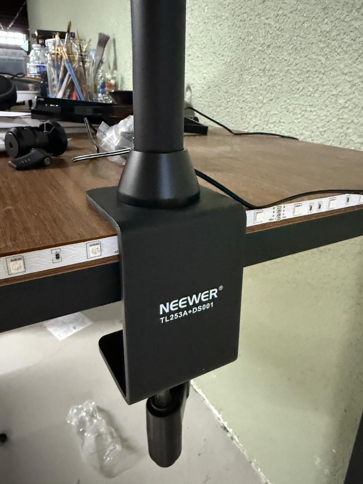 NEEWER TL253A+DS001 Table Camera Tripod with 2 Telescopic Arms customer photo 2