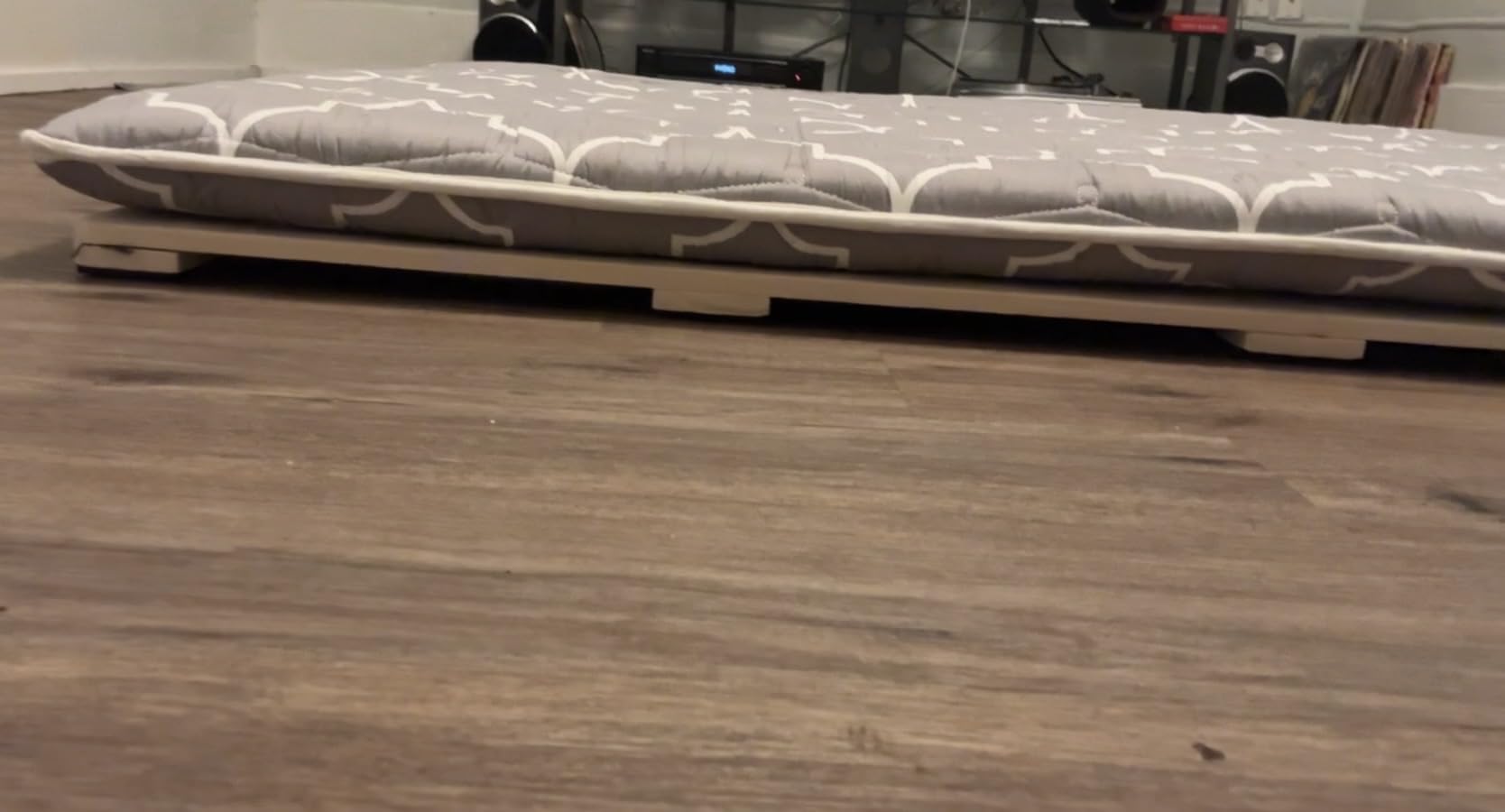 Foldable Floor Bed Frame, Breathable Wooden Roll-Up Slats Base for Japanese Futon Mattress, Low Profile Sleep Bedding (Queen) customer photo 1