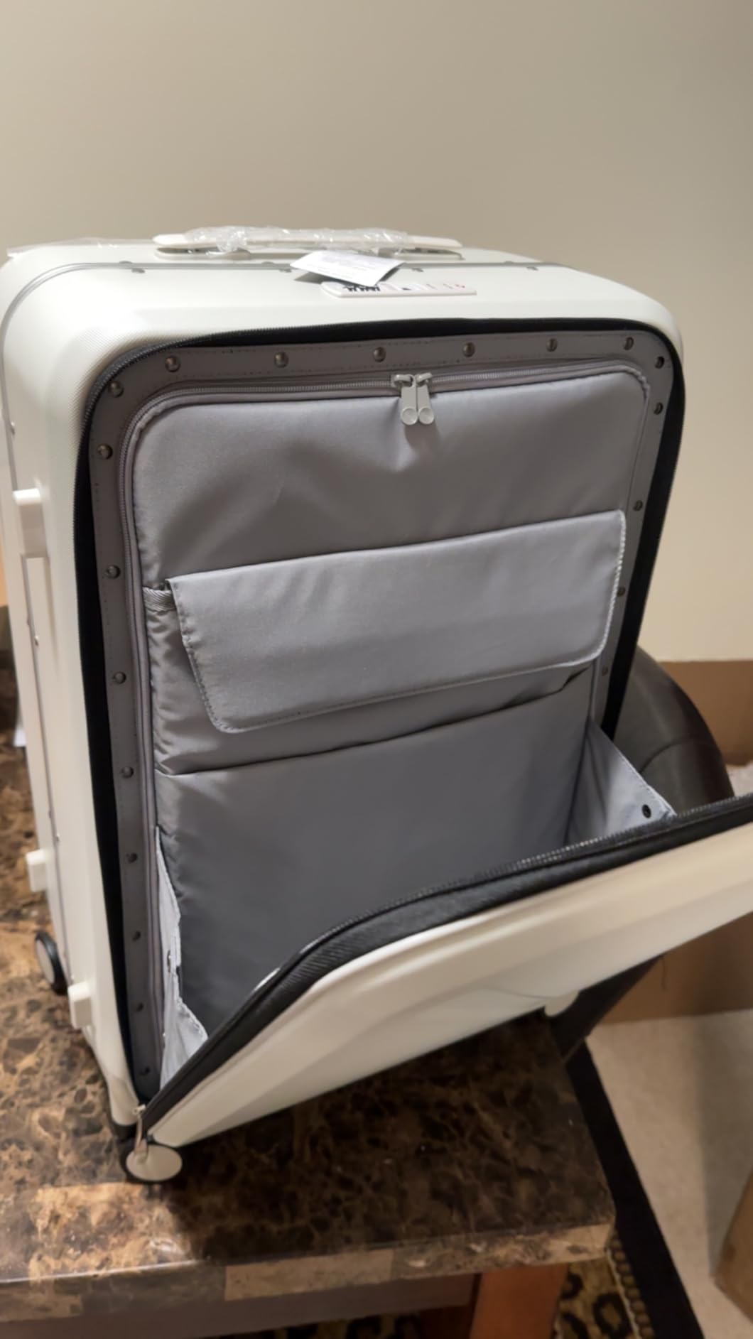 MILADA Wide Handle Carry On Luggage with Front Pocket Hardshell 20 Inch Front Opening Luggage with Spinner Wheels TSA Lock Aluminium Suitcase Airline Approved Carry-On Travel Luggage, Grey customer photo 1