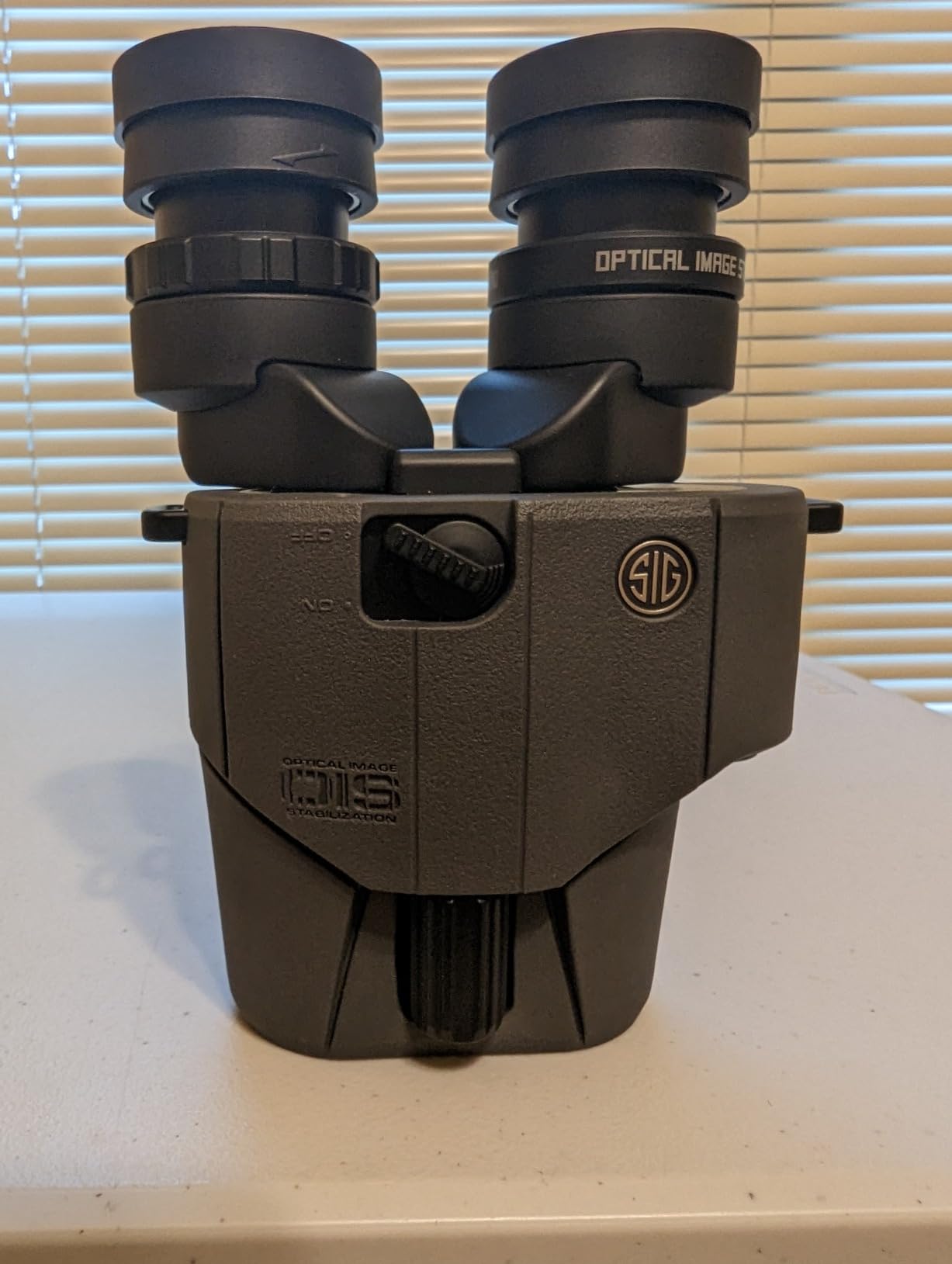 SIG SAUER Zulu6 FDE HDX OIS 16X42mm Roof Prism Binocular customer photo 2