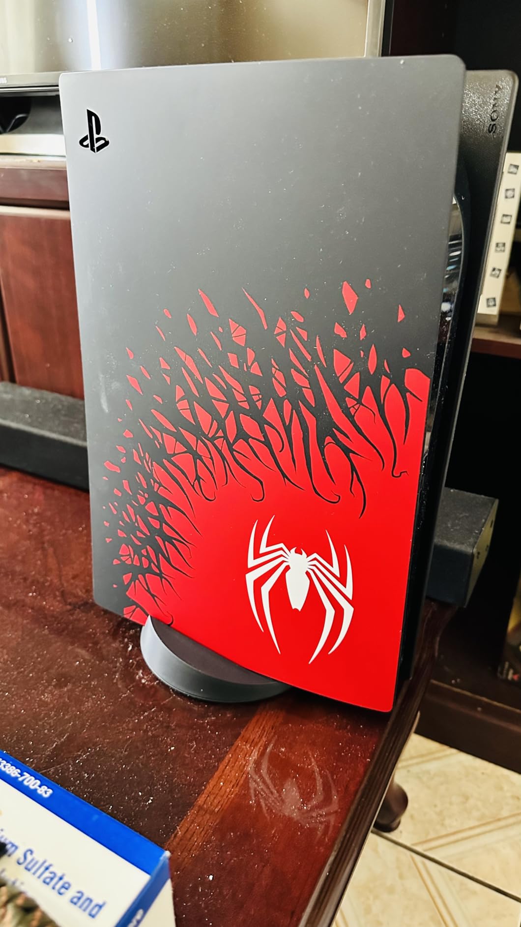PlayStation 5 Console – Marvel’s Spider-Man 2 Limited Edition Bundle customer photo 2