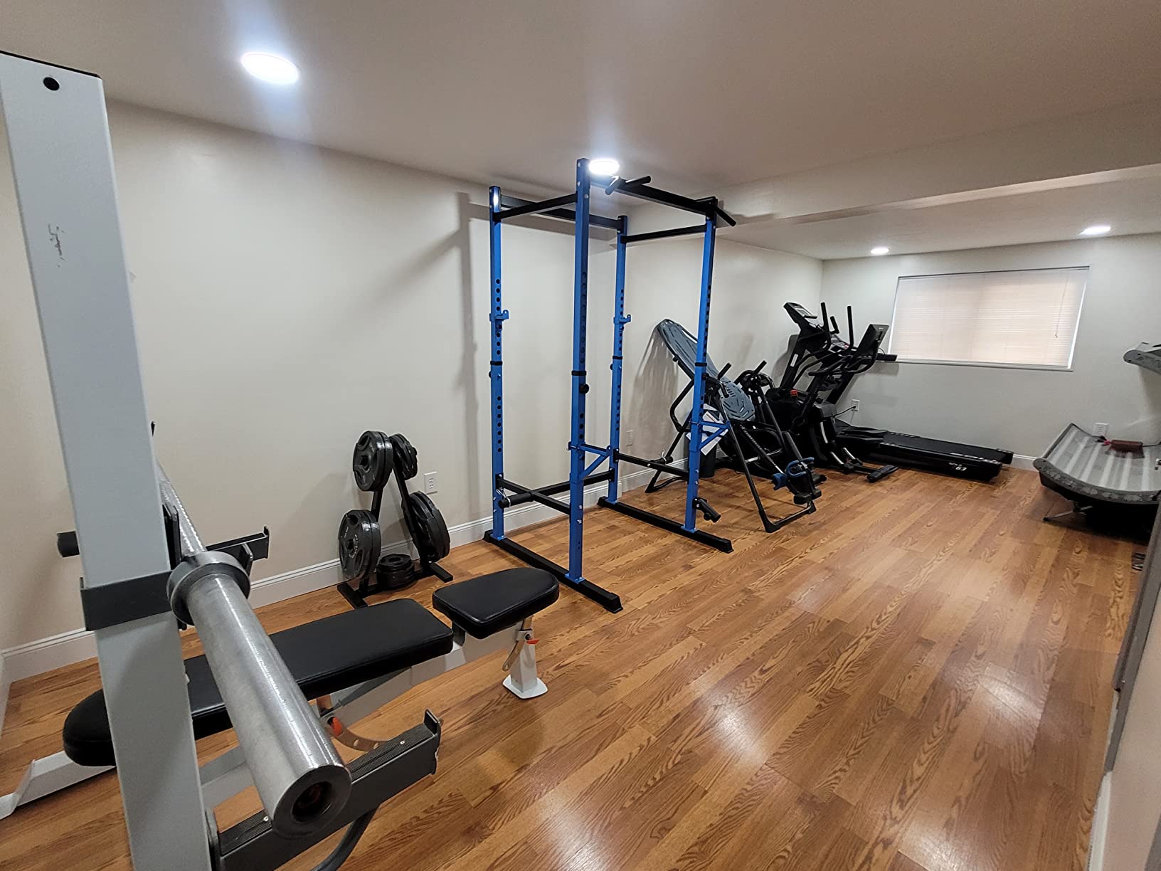 Bongkim Power Rack, Rack Cage for Weight Training, Adjustable Squat Stand Rack for Home Gym Equipment, Lifting Cage with 660lb Capacity customer photo 1