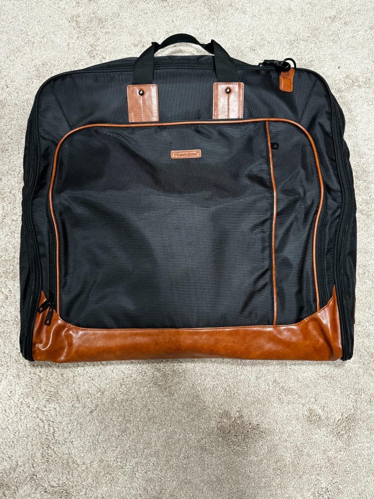 Noozion Garment Bag for Travel, Large Carry On Suit Bag for Business Up to 3 Suits, Wrinkle Free Garment Bag for Hanging Clothes with Shoulder Strap, Laptop Compartment, and Wet-Dry Pocket customer photo 1