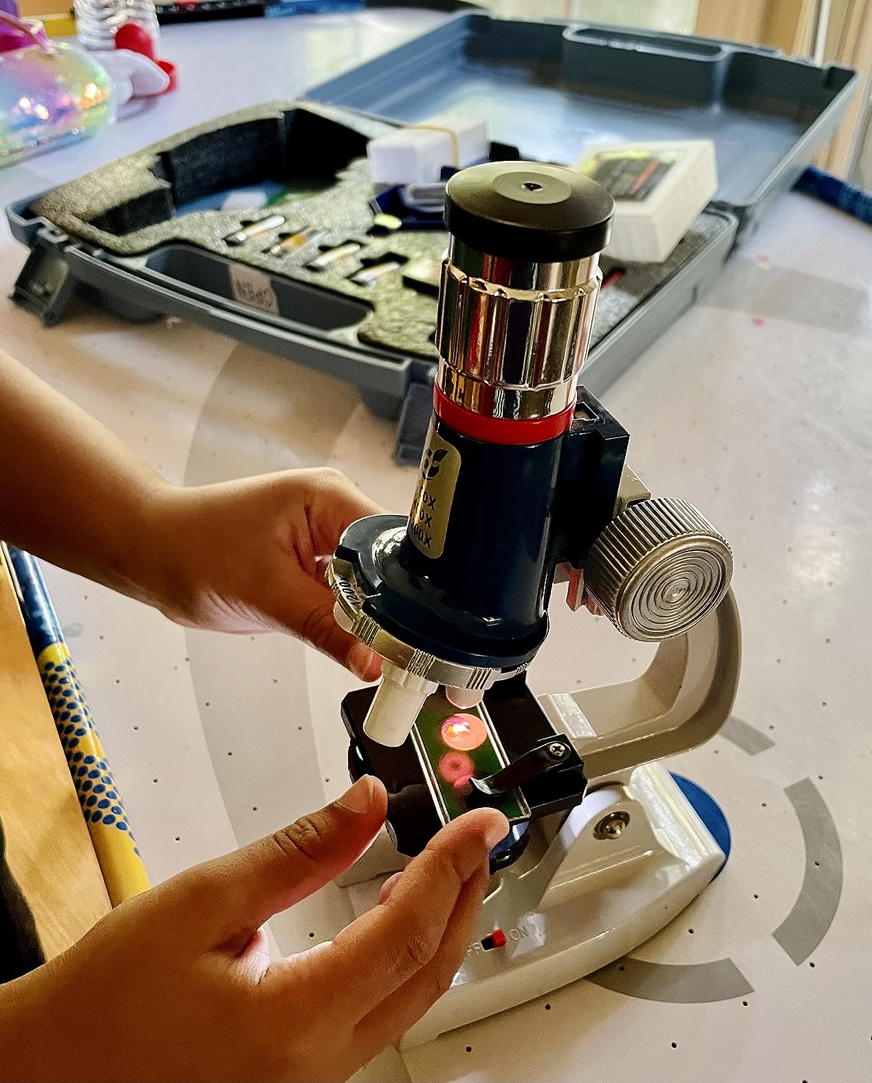 Uarzt Kids Beginner Microscope Science Kit with 100X-1200X, 13 Prepared Slides & DIY Blank Slides, 18MM HD Len, LED Light Adjustable and ABS Box, Microscope for Kids 5-7 8-12 customer photo 2