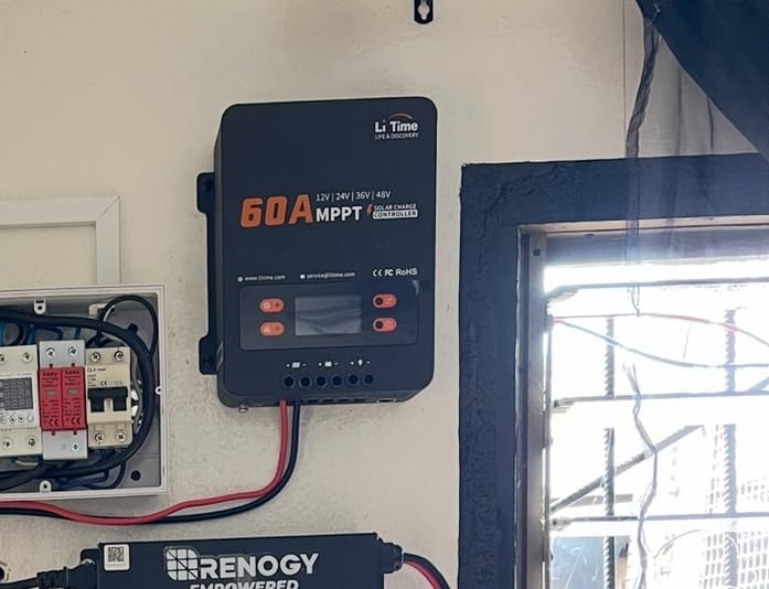 LiTime 12V-48V 60A MPPT Solar Charge Controller, Max 200V PV Input customer photo 1