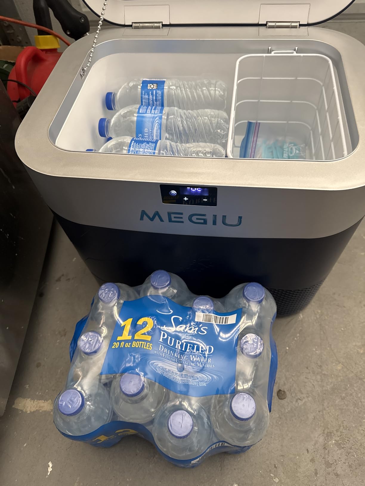 Megiu Car Refrigerator Portable Car Fridge 12V Refrigerator 23 Quart (22 Liter) Freezer Compressor Cooler 12V/24V DC 110～240 V AC for Outdoor Camping Travel Home Use -18℃~+15℃ (Blue) customer photo 1