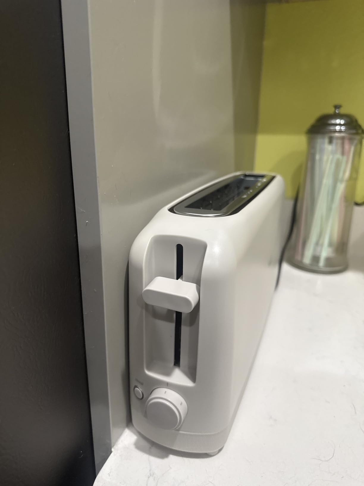 bella Fits-Anywhere™ 2-Slice Slim Toaster, Long Slot & Extra Wide, Oatmilk customer photo 2