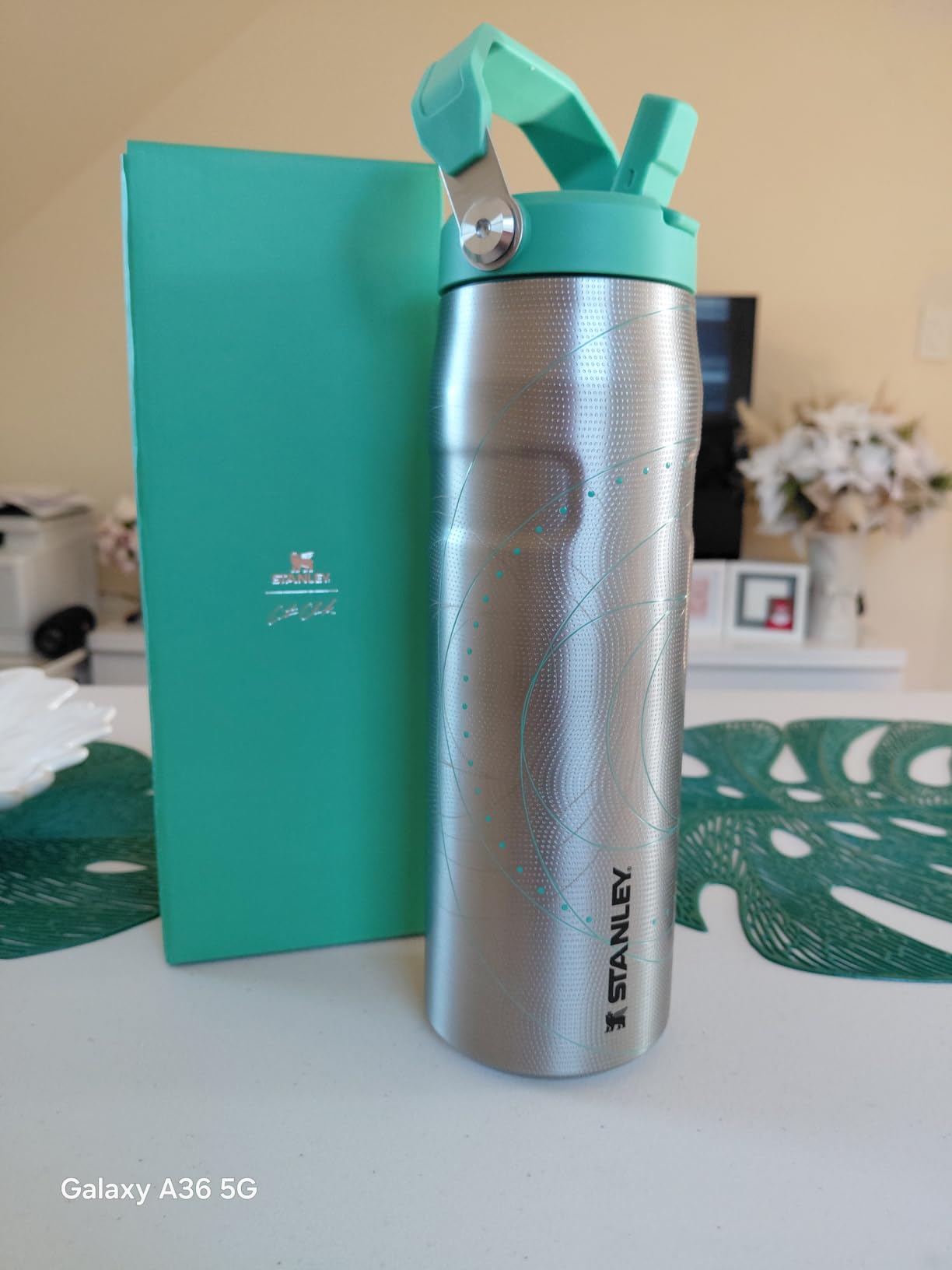IceFlow AeroLight 24 oz customer photo 2