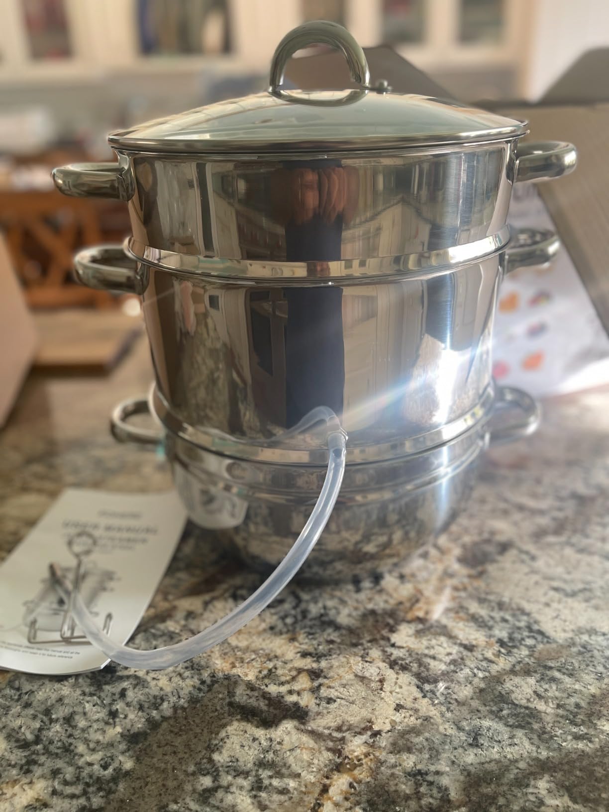 FOHERE 11Qt Steam Juicer Extractor Stainless Steel, Juice Steamer Pot for Fruit & Vegetables with Glass Lid, Hose, Clamp, Loop Handles, Ideal for Making Fresh Juice, Jelly, and Sauces customer photo 2