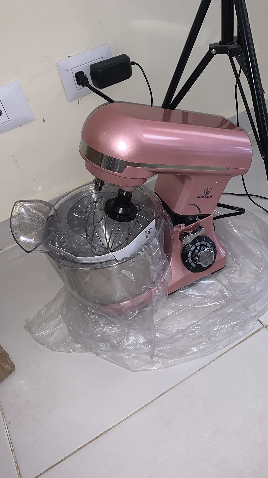 Stand Mixer 5-QT, 6+P Speed Tilt-Head Food Mixer 300W Dough Mixer with Stainless Steel Bowl,Dough Hook,Flat Beater&Whisk Electric Kitchen Mixer for Household Baking, Anti-Slip(Pearl White) customer photo 2