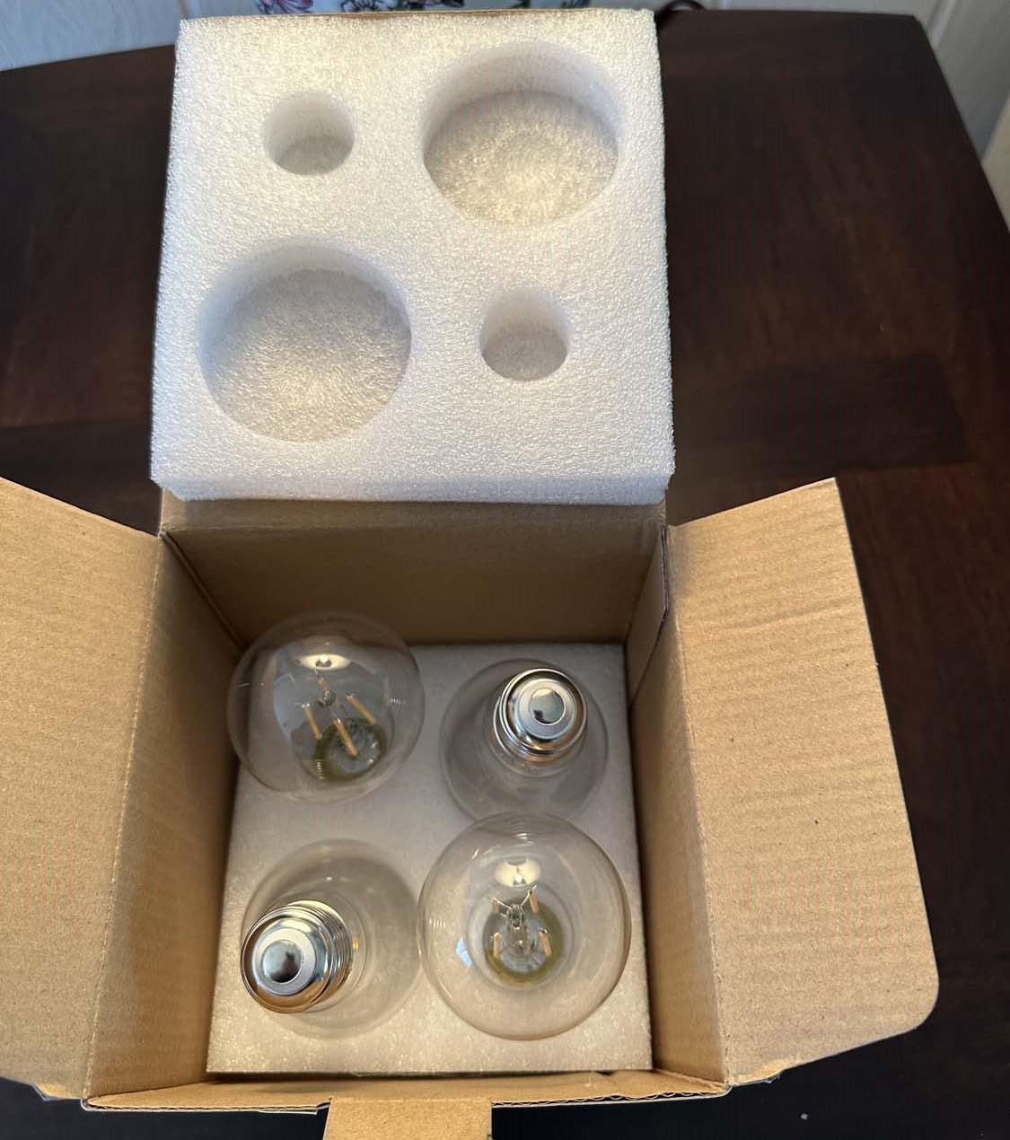 FLSNT 60W Equivalent Dimmable A19 LED Light Bulbs, Efficient 7W, 800Lumens, 2700K Soft White, CRI82, E26 Standard Base, 15000 Hours, LED Filament Light Bulbs, Clear Glass, 4 Pack customer photo 1