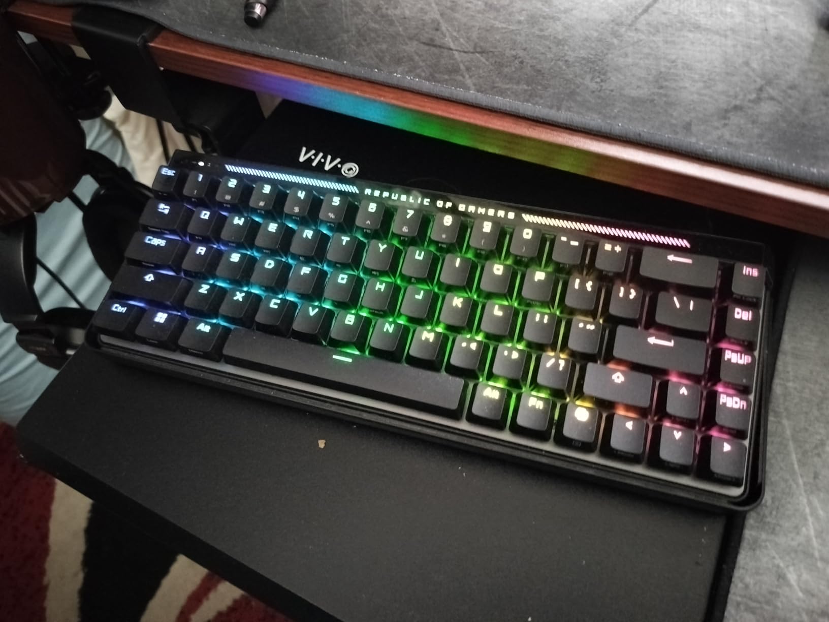 ASUS ROG Falchion Ace HFX Hall Effect Gaming Keyboard – 65% TKL, Dual USB-C, Magnetic Switches, Rapid Trigger, Speed Tap, 8000 Hz Polling, Touch Panel, Portable, Protective Cover, PBT Keycaps - Black customer photo 1