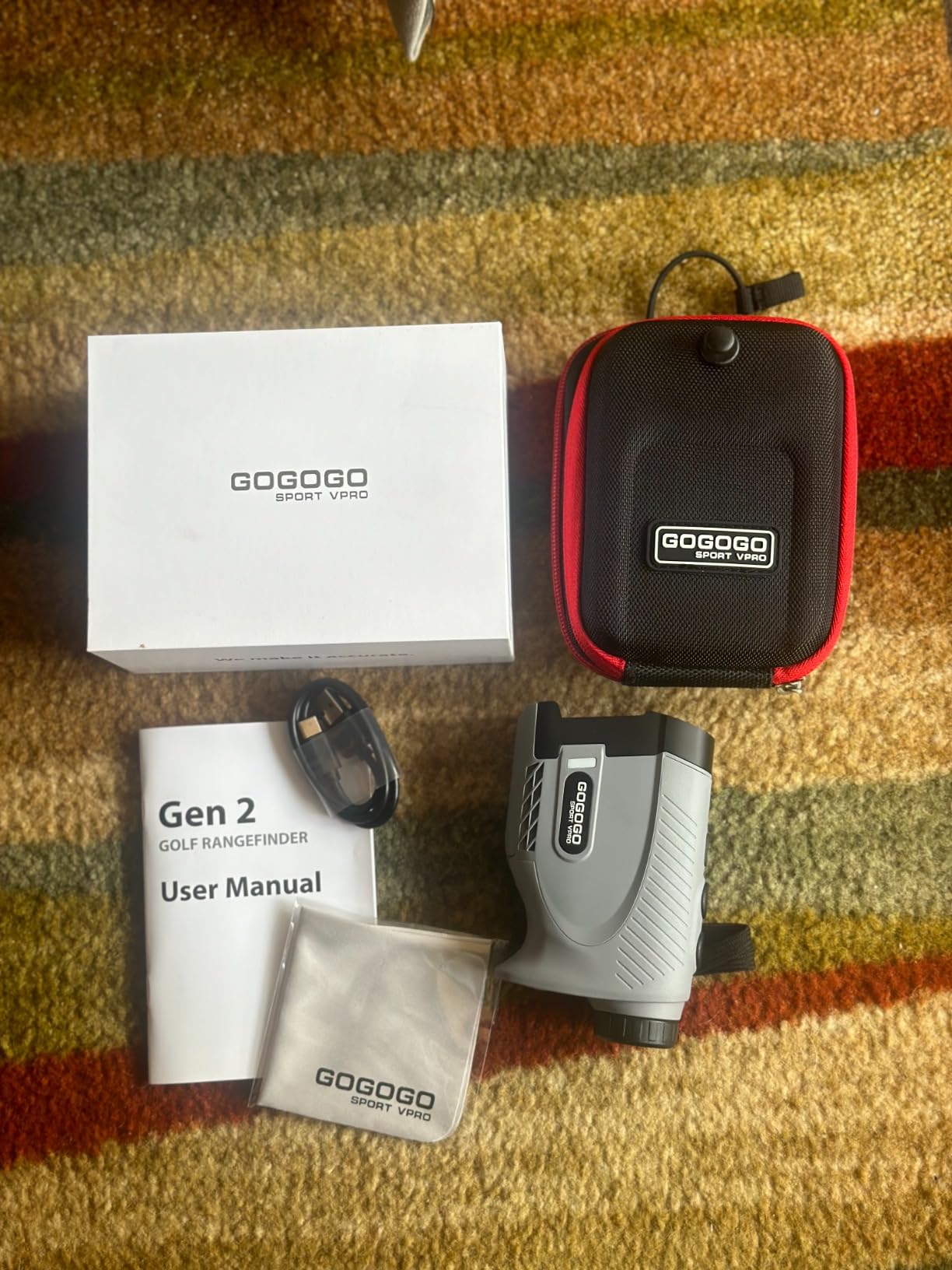 Gogogo Sport Vpro Magnetic Golf Rangefinder with Slope Switch, Red OLED customer photo 2