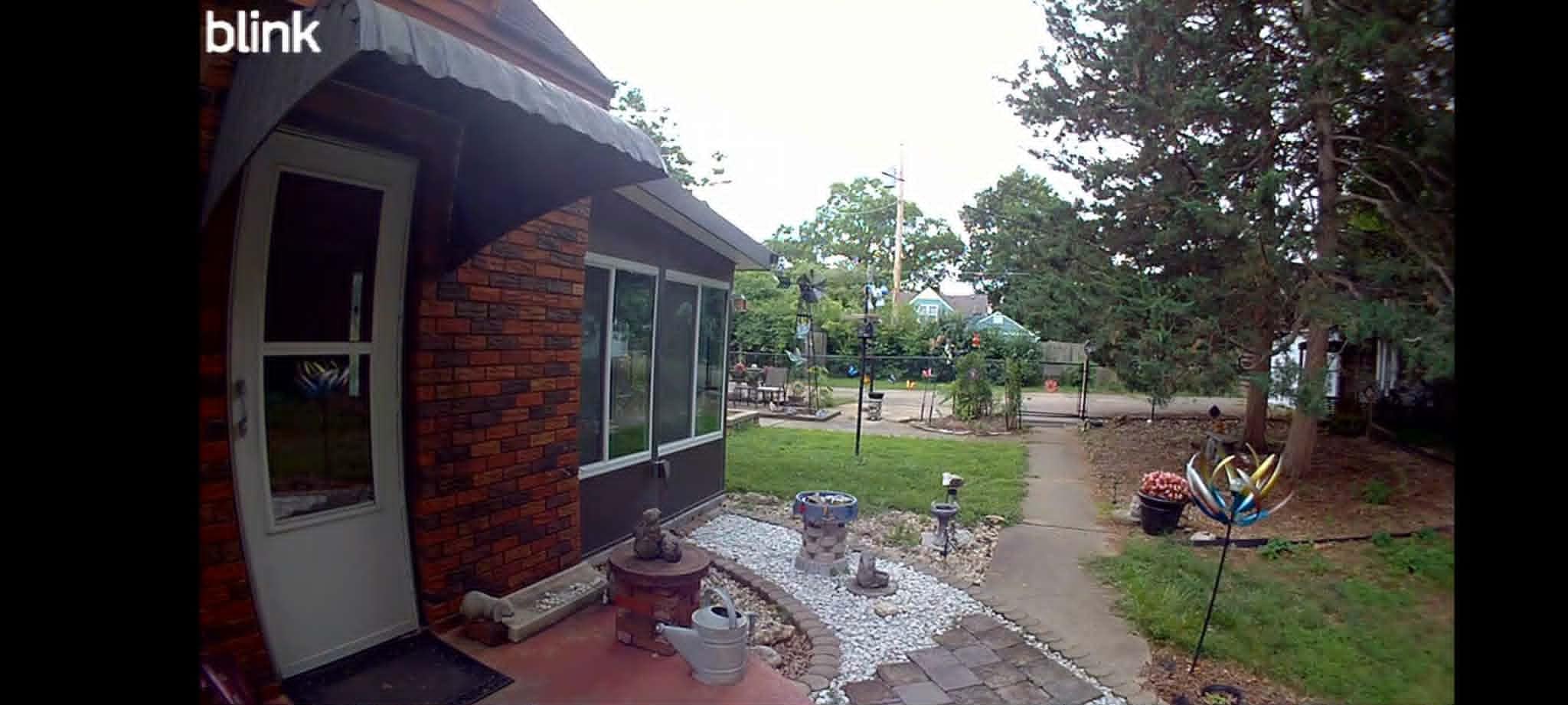 Blink Outdoor 4 5-Pack customer photo 2