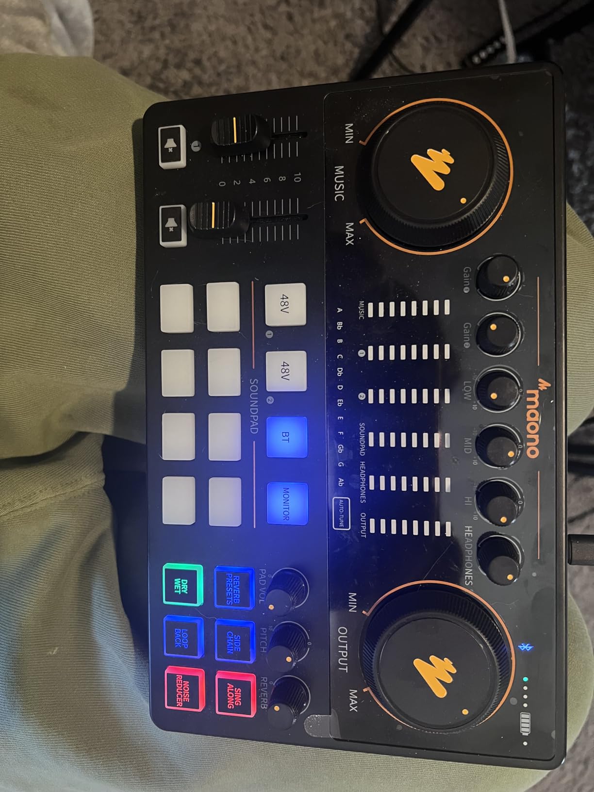 MAONO E2 Gen2 Podcast Equipment Bundle Audio Interface Mixer customer photo 2
