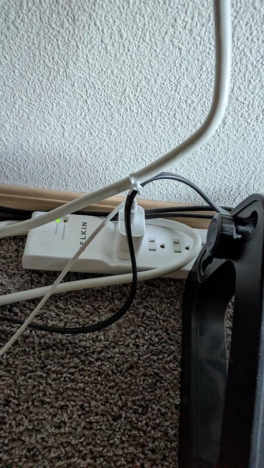 Apple 20W USB-C Compact Power Adapter: Fast and Convenient Charging, Type C Wall Charger customer photo 1