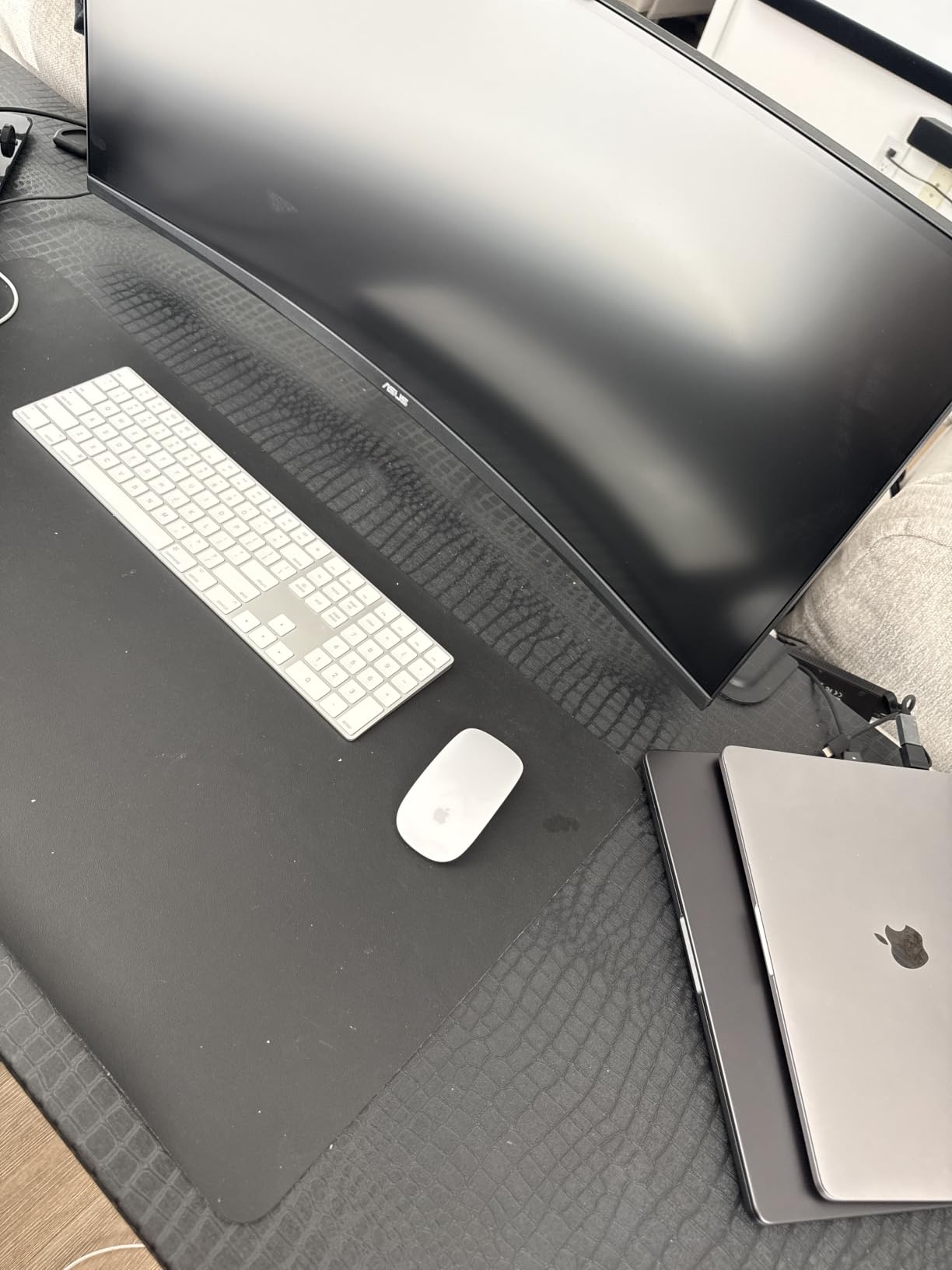 Apple Magic Mouse - White Multi-Touch Surface ​​​​​​​ customer photo 2