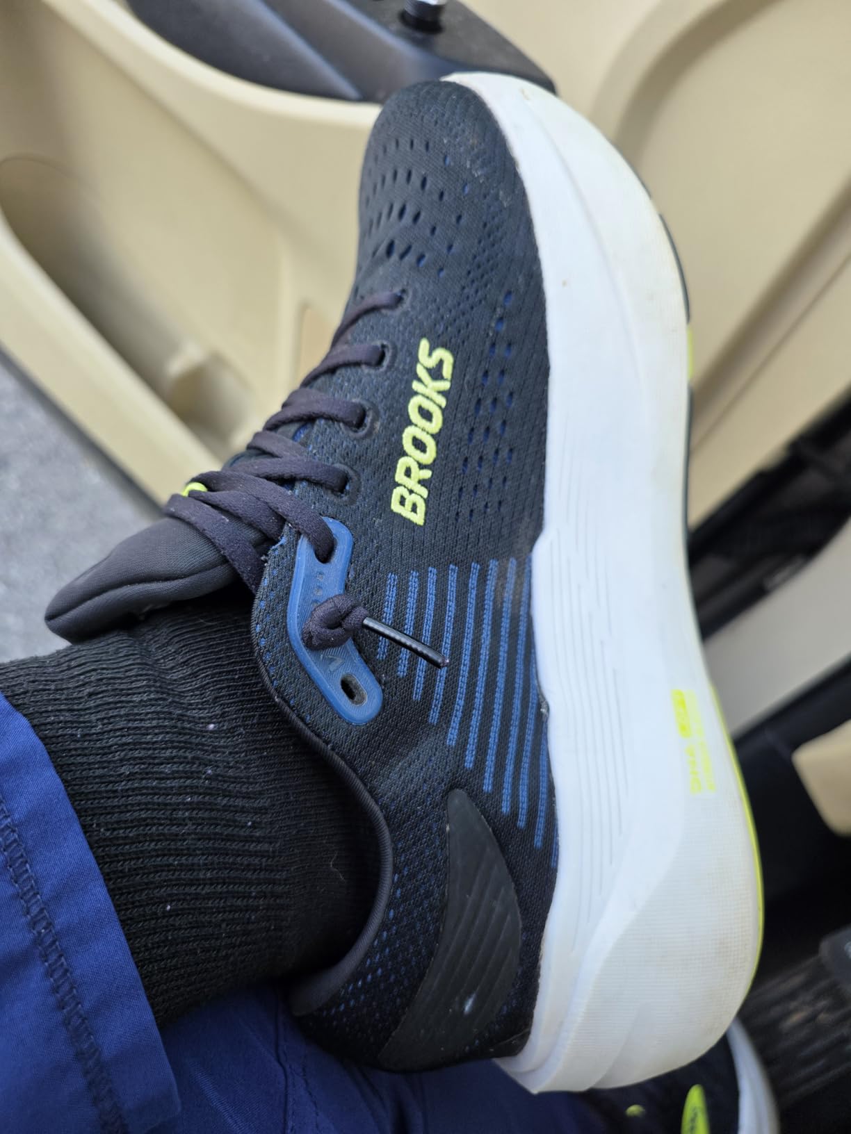 Brooks Ghost Max 3 customer photo 2