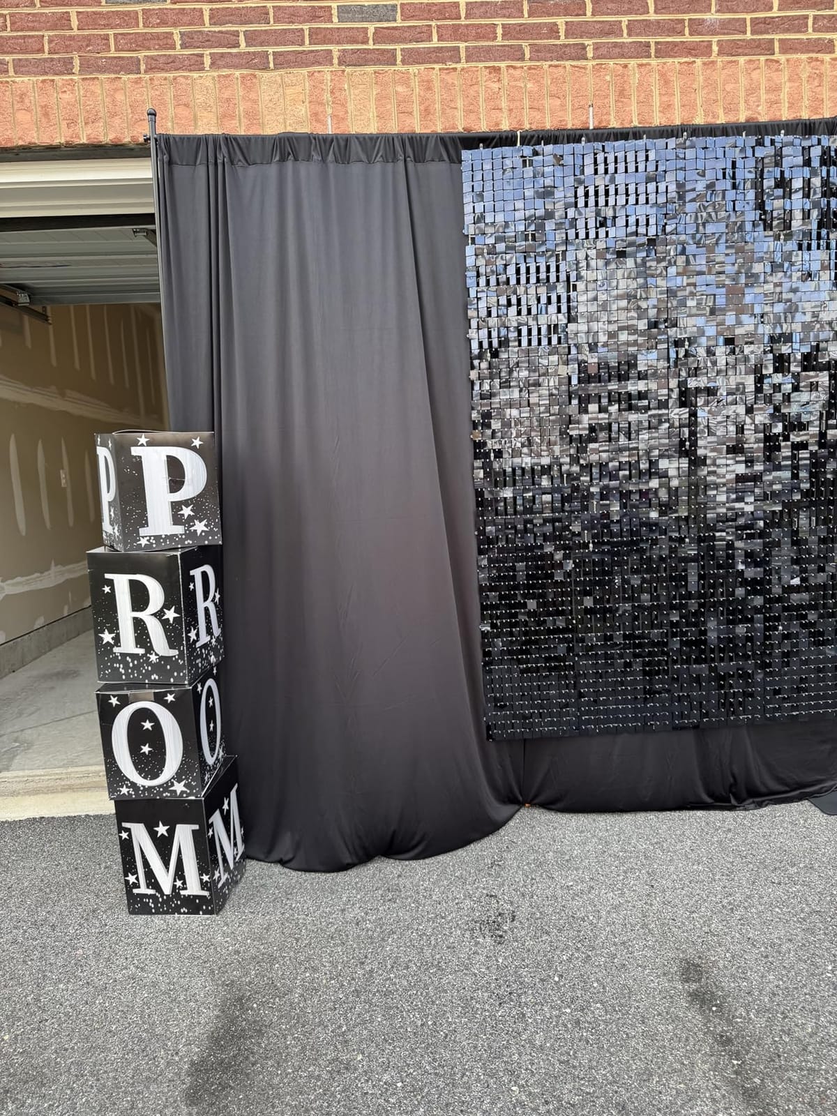 VEVOR Backdrop Stand, 8.5 x 10 ft Adjustable Photo Backdrop Stand Kit, Portable Background with 7 Crossbars, Heavy Duty Projector Screen, for Wedding, Photo Video Studio & Party customer photo 2