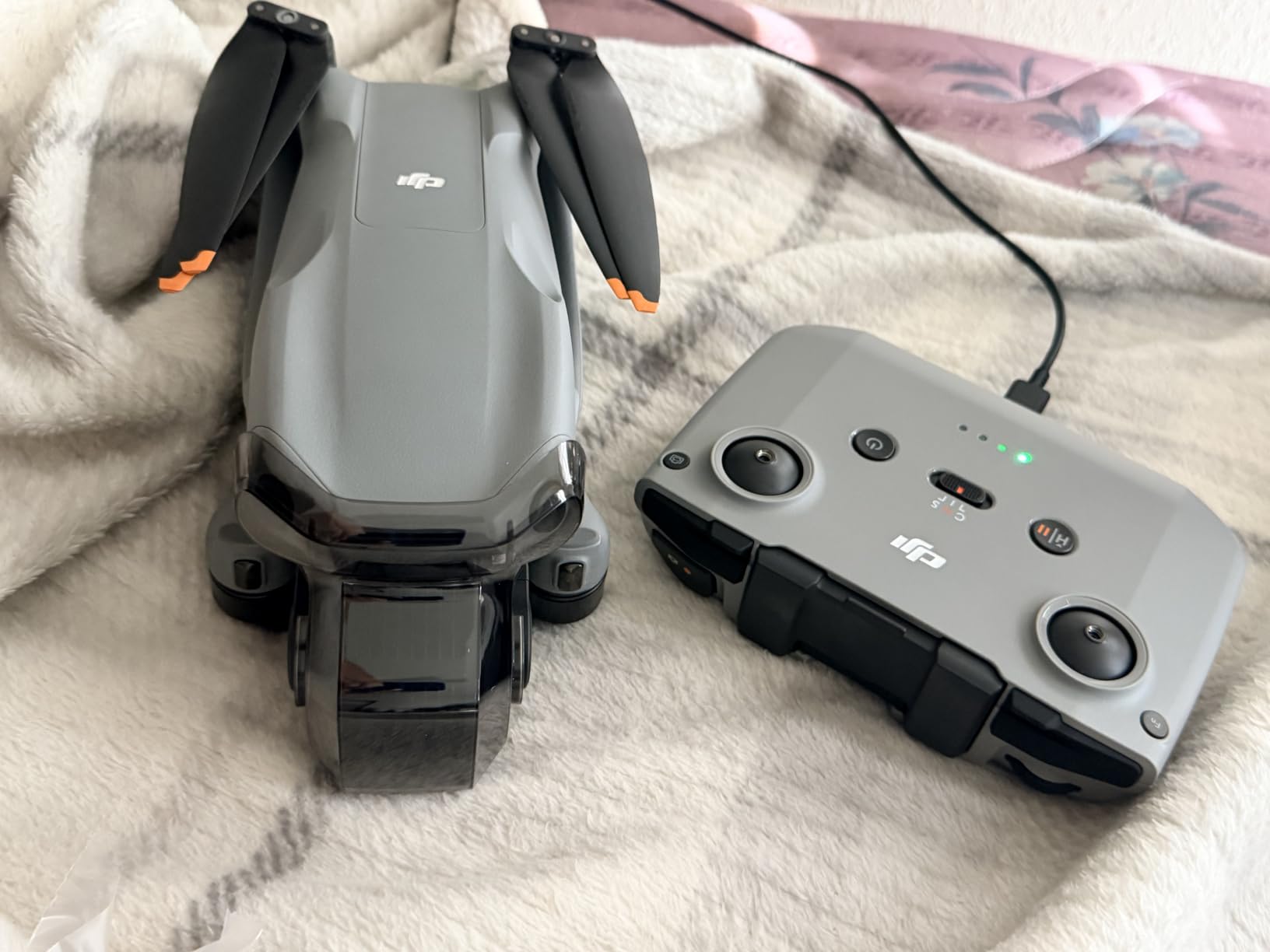 DJI Air 3S Drone with RC 2 Fly More Combo (with Screen) 4K HDR, 45-Min Max Flight Time Bundle with 128GB Memory, Landing Pad, Backpack, CPS 2 Year Warranty, Lens Cleaning Kit and More customer photo 1