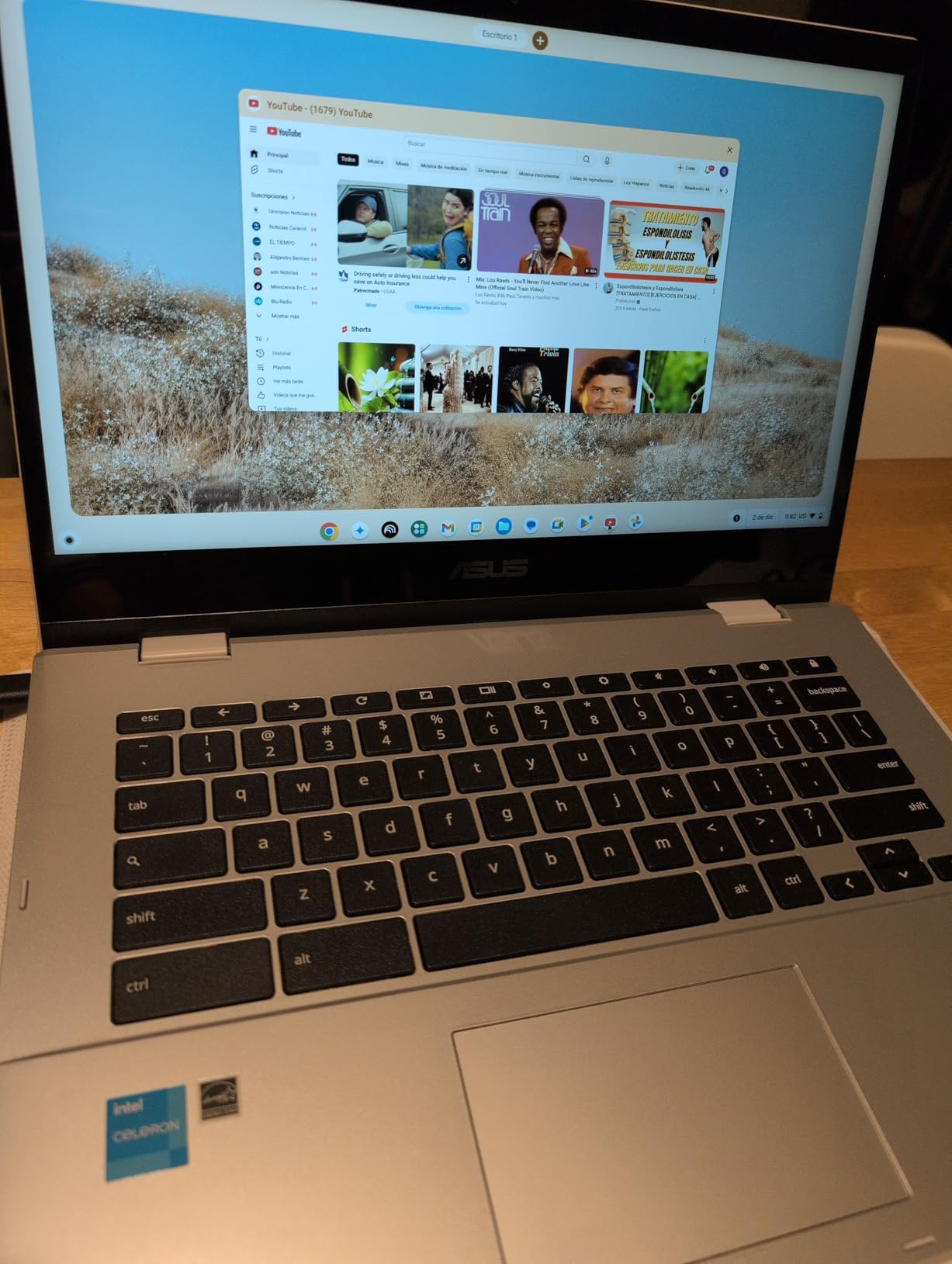 ASUS Chromebook Flip CX1 customer photo 1