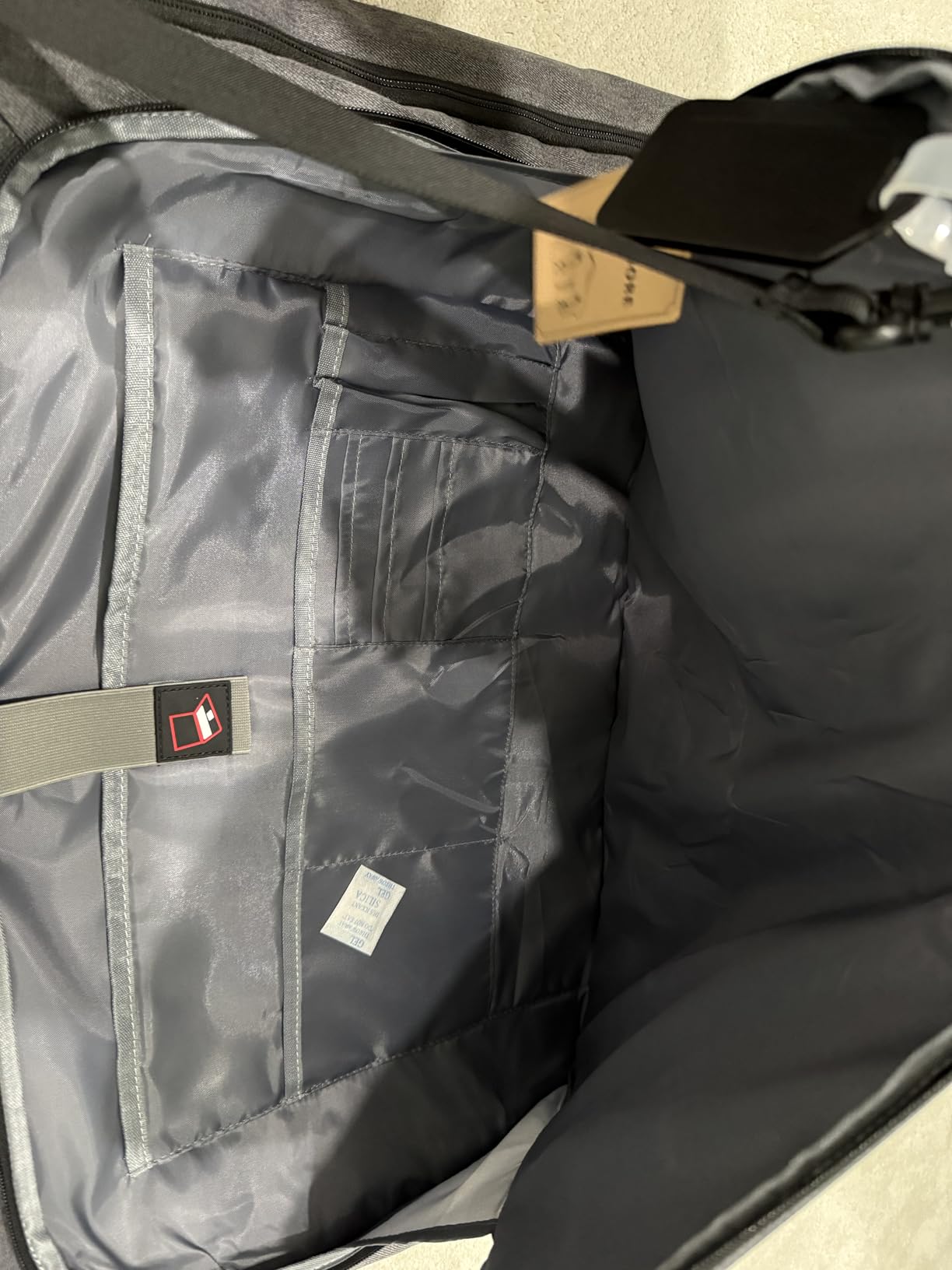 RAINSMORE Garment Bags for Travel Carry On Garment Bag for Hanging Clothes, Suit Bag for Business Trips with Shoes bag & Shoulder Strap, Waterproof Foldable Suit Luggage Bag for Men Women, Black customer photo 1