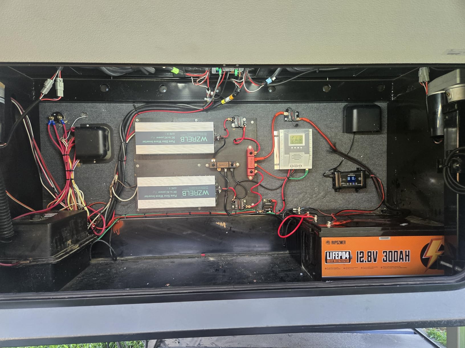 12V 100Ah LiFePO4 Lithium Battery Group 31 with Built-in 100A BMS customer photo 1