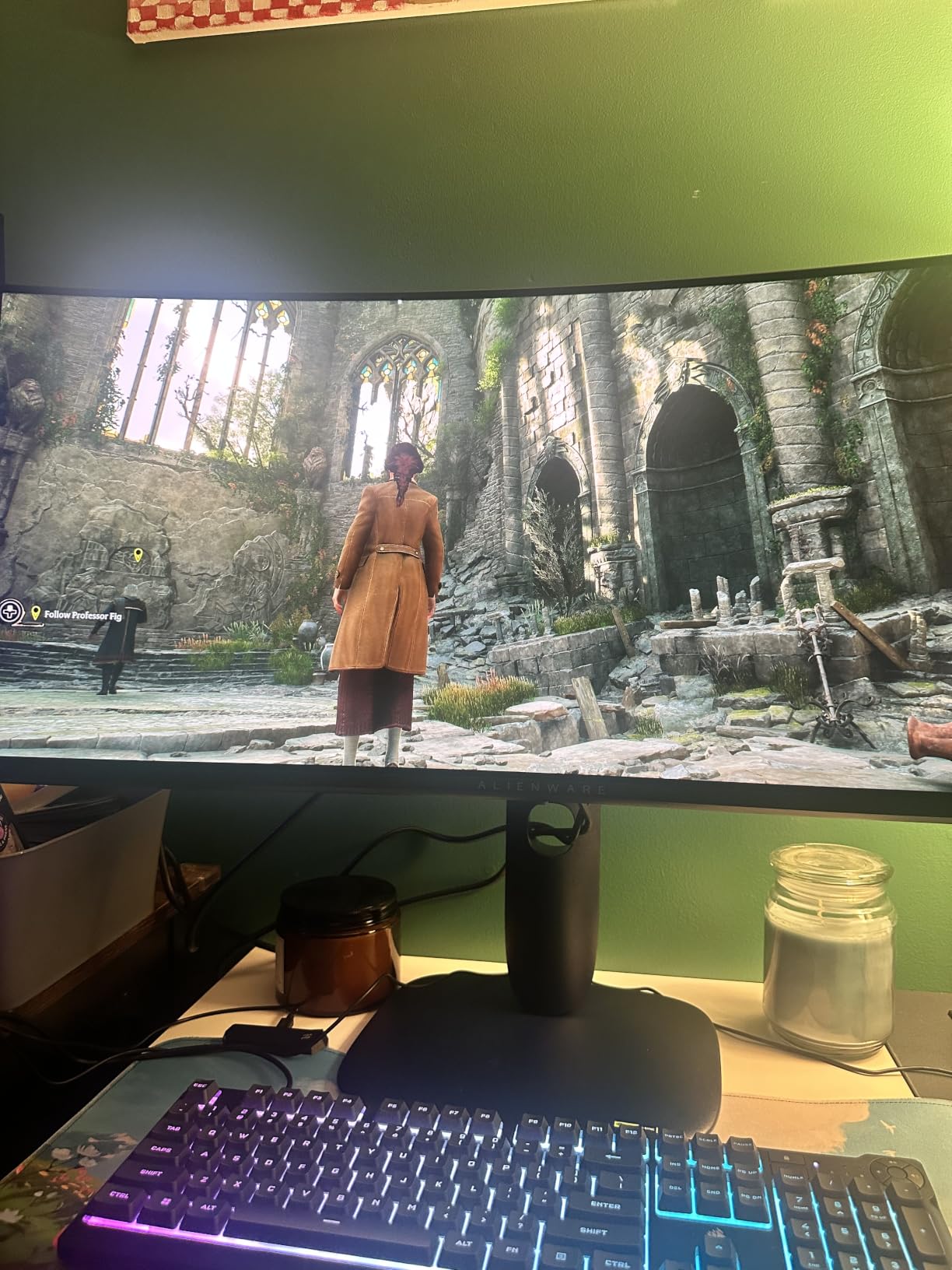 Alienware 34 240Hz QD-OLED Curved Gaming Monitor - AW3425DW - 34.2-inch WQHD (3440 x 1440) 0.03ms Display, 1800R Curve, AMD FreeSync Premium Pro, VESA AdaptiveSync, DisplayHDR TrueBlack 400 customer photo 2