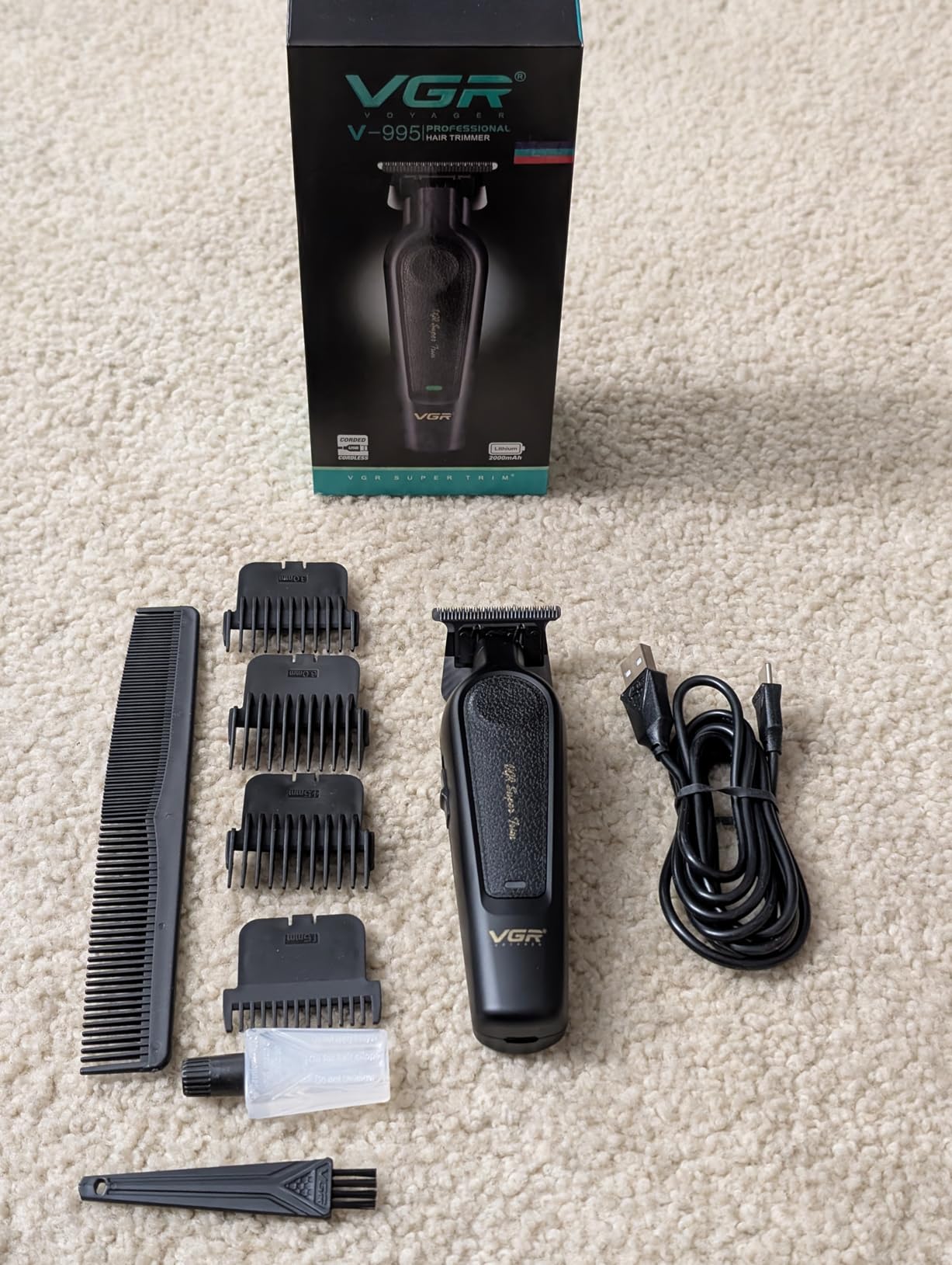 VGR 995 Professional Hair Trimmer for Men, Zero Gapped Barber Edgers, Portable Cordless Mens Beard Trimmer Clipper with 4 Guide Combs, USB Rechargeable customer photo 2