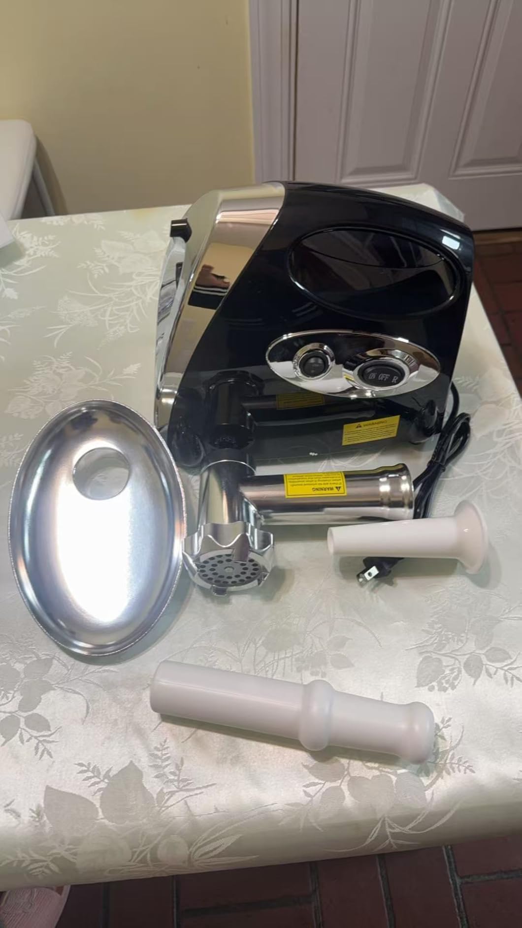 5.0 Upgrade Electric Meat Grinder,3 Second Grind,Meat Grinder for Home Use customer photo 2
