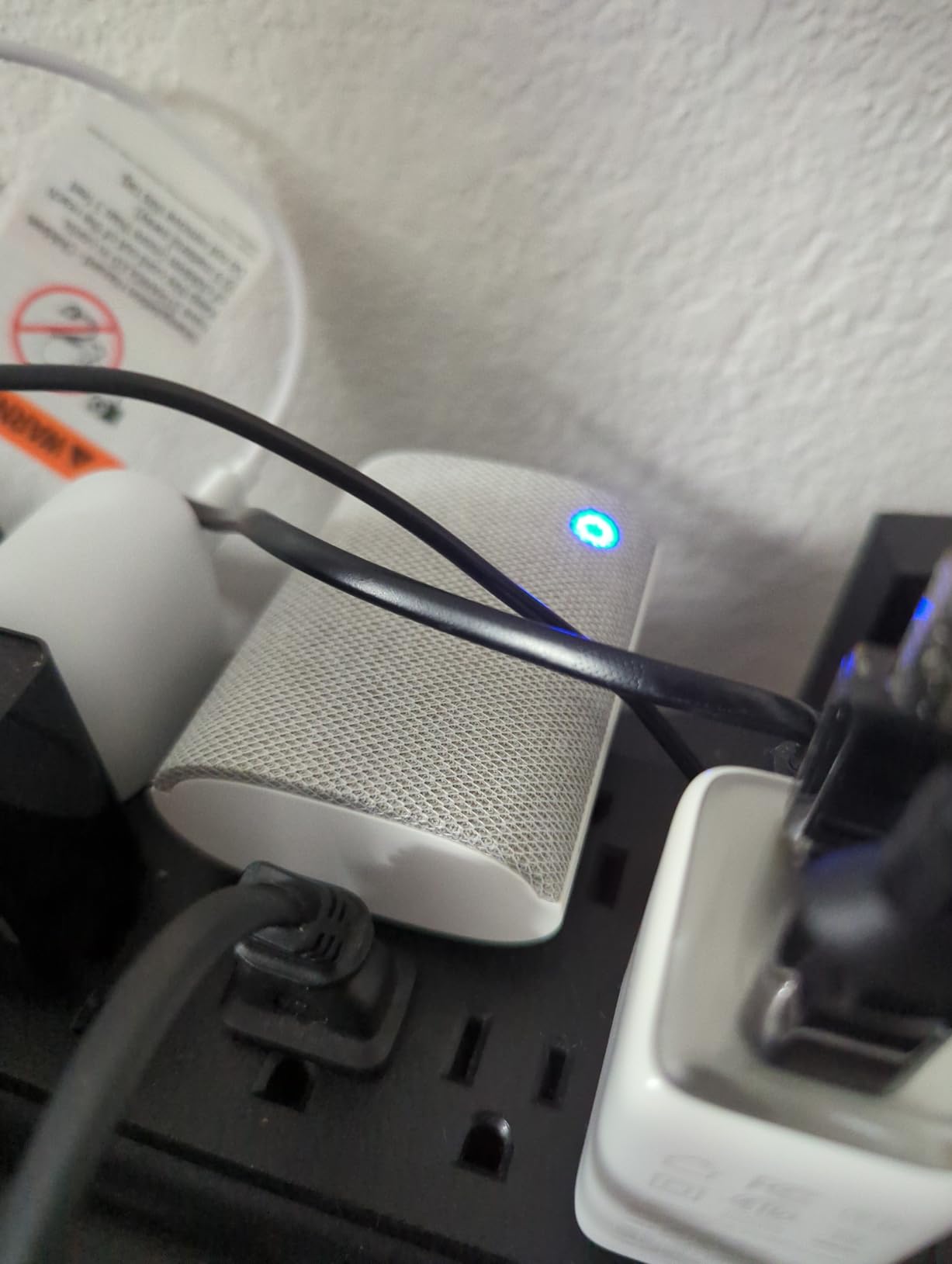 Ring Chime — Enhanced audio for real-time alerts you can hear from anywhere, easy plug-in setup, simple wifi & Bluetooth connectivity, sleek design, White customer photo 1
