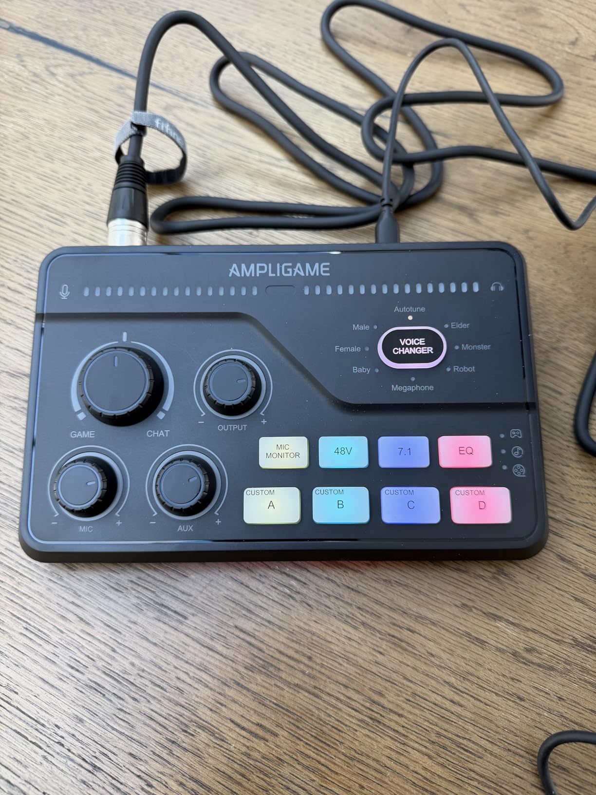 FIFINE SC8 Gaming Audio Mixer for Live Streaming with 7.1ch Surround sound customer photo 2