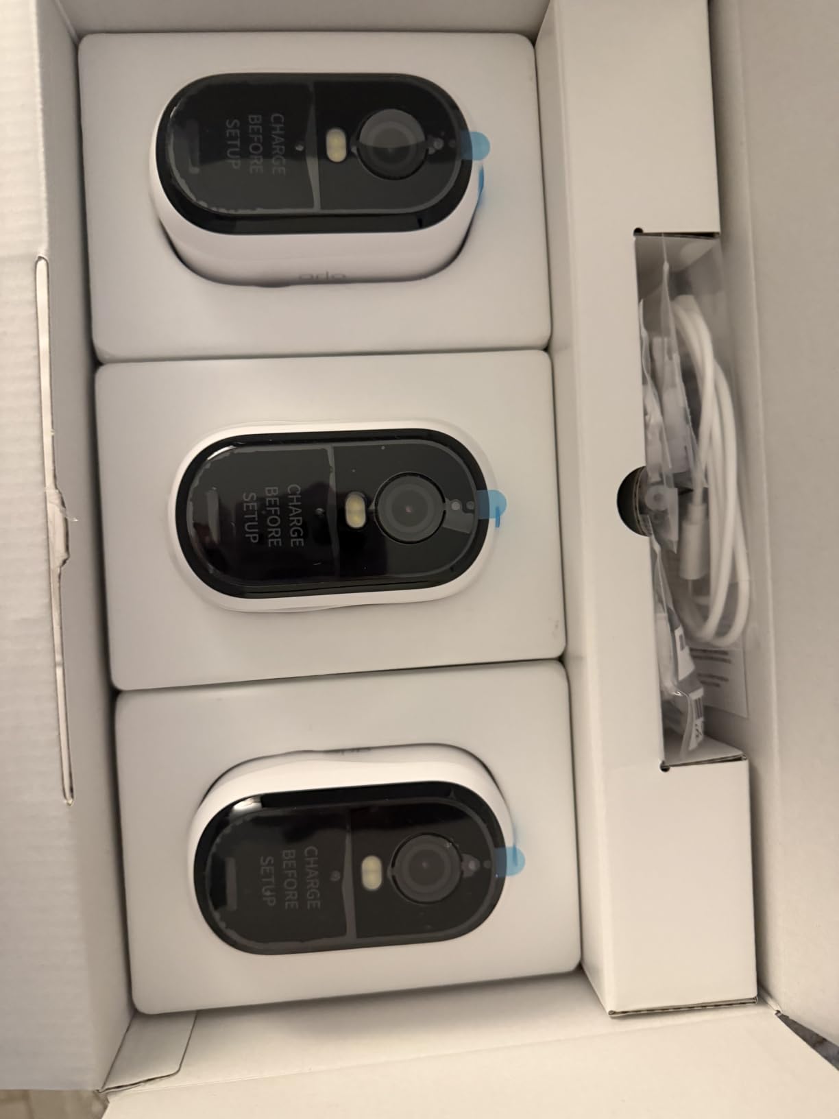 Arlo Essential 2K 2-Pack customer photo 1