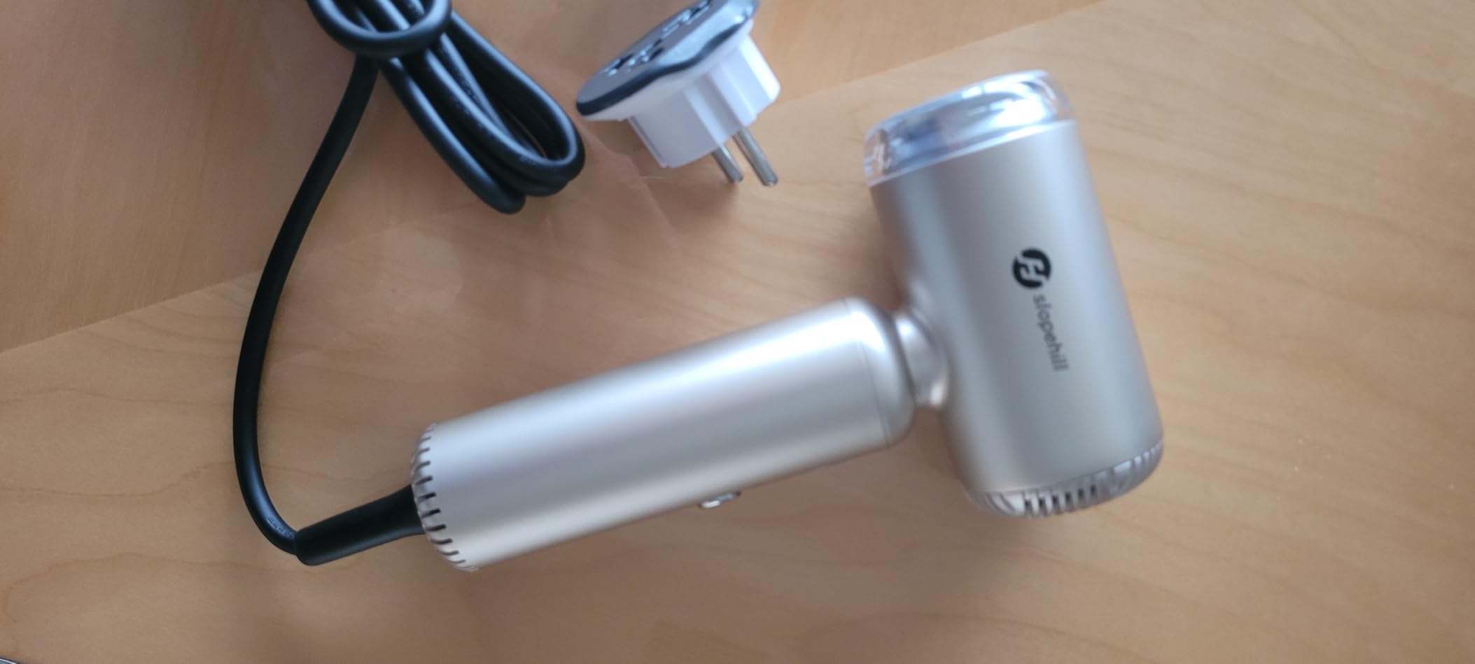 slopehill Dual Voltage Travel Hair Dryer with Diffuser, Ionic, 1500W, Gold customer photo 1