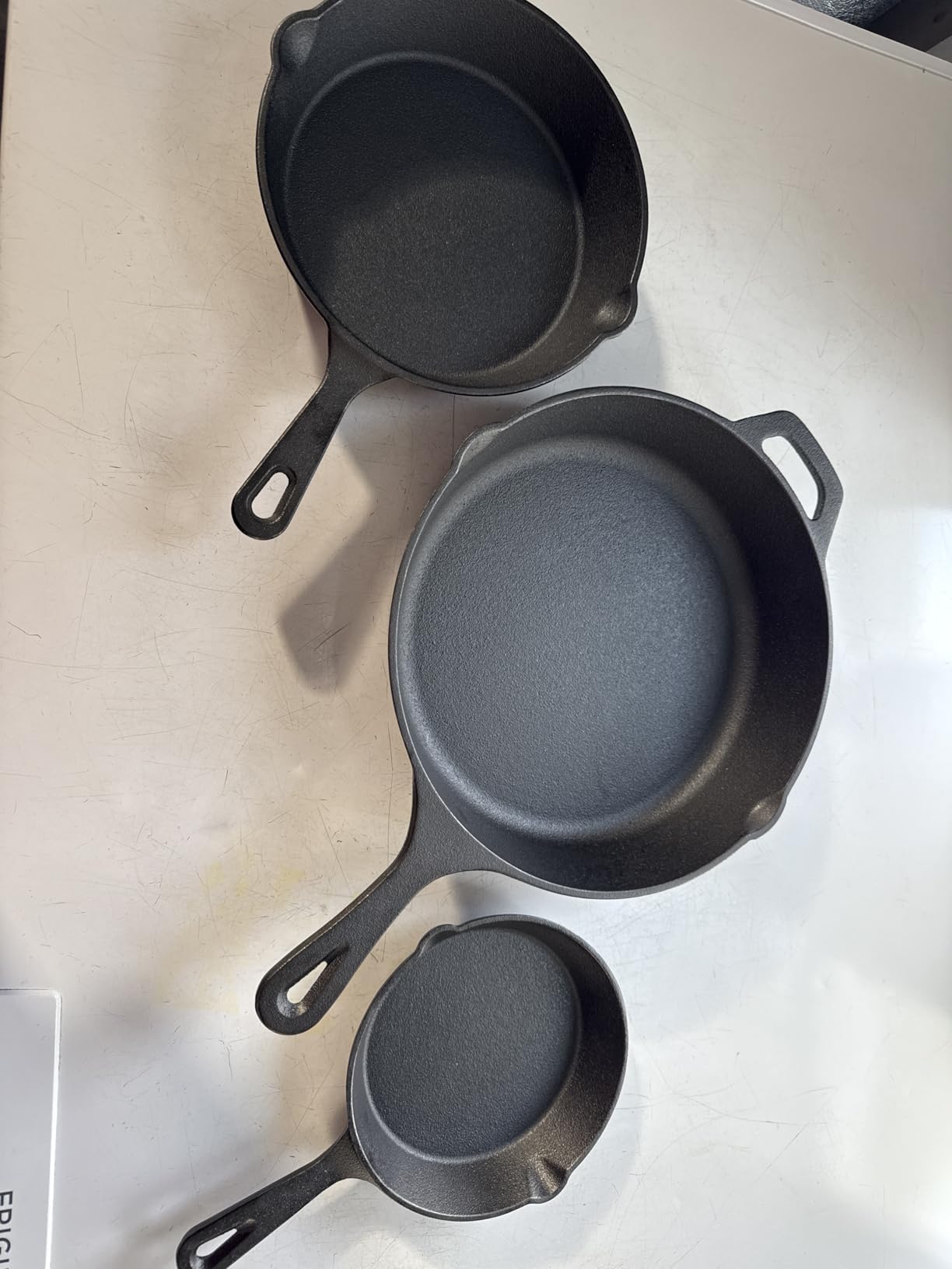 EWFEN Cast Iron Skillet 3-Piece Set, Heavy-Duty Professional Restaurant Chef Quality Pre-Seasoned Pan Cookware Set, 6