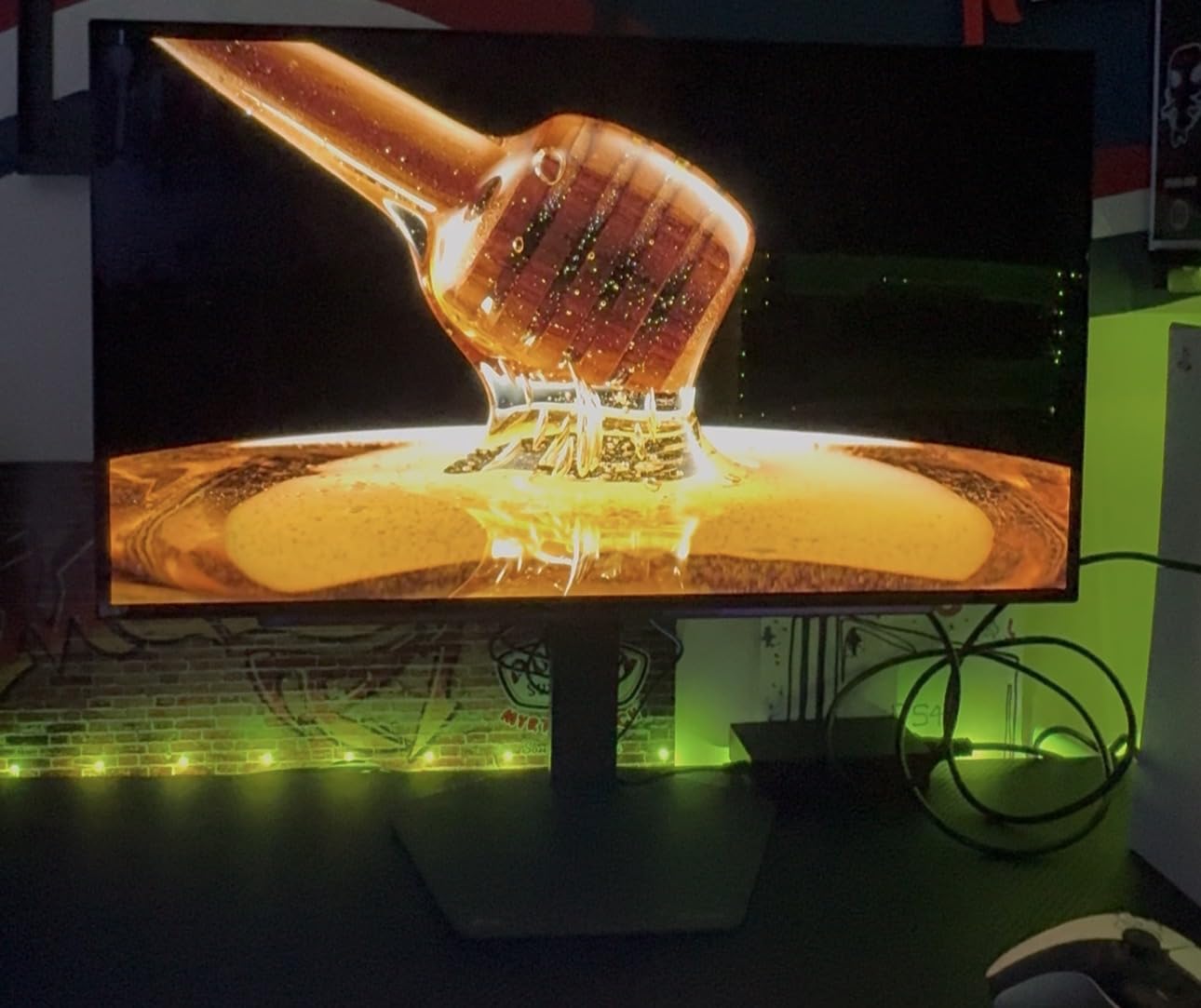 LG UltraGear 27-inch QHD customer photo 1