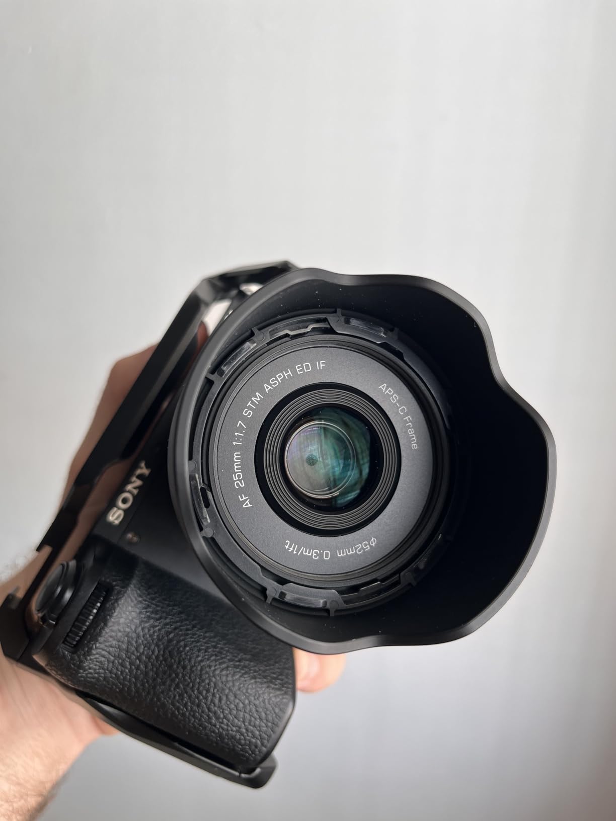 VILTROX AF 14mm F4.0 Air FE Lens for Sony E Mount, 112.6° Ultra-Wide Angle STM Auto Focus Full Frame Lens Compatible with Sony E-Mount Cameras a7IV a7RV a9II a7CII ZVE1 A1 a6700 a6400 a7rv a7iii customer photo 2