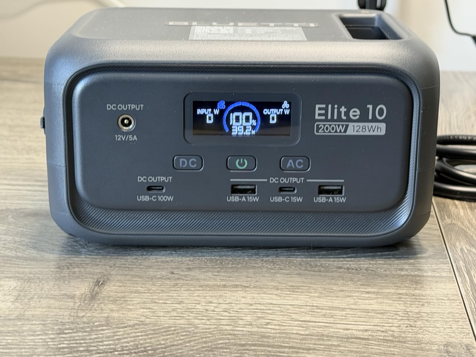 BLUETTI Elite 10 Mini Portable Power Station, 128Wh 200W Solar Generator customer photo 2